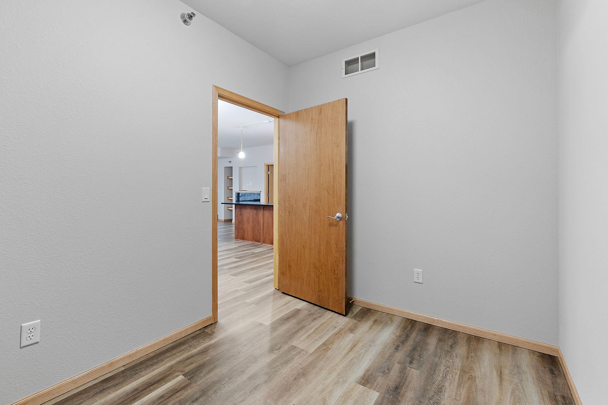 1155 Ford Road Unit: 512