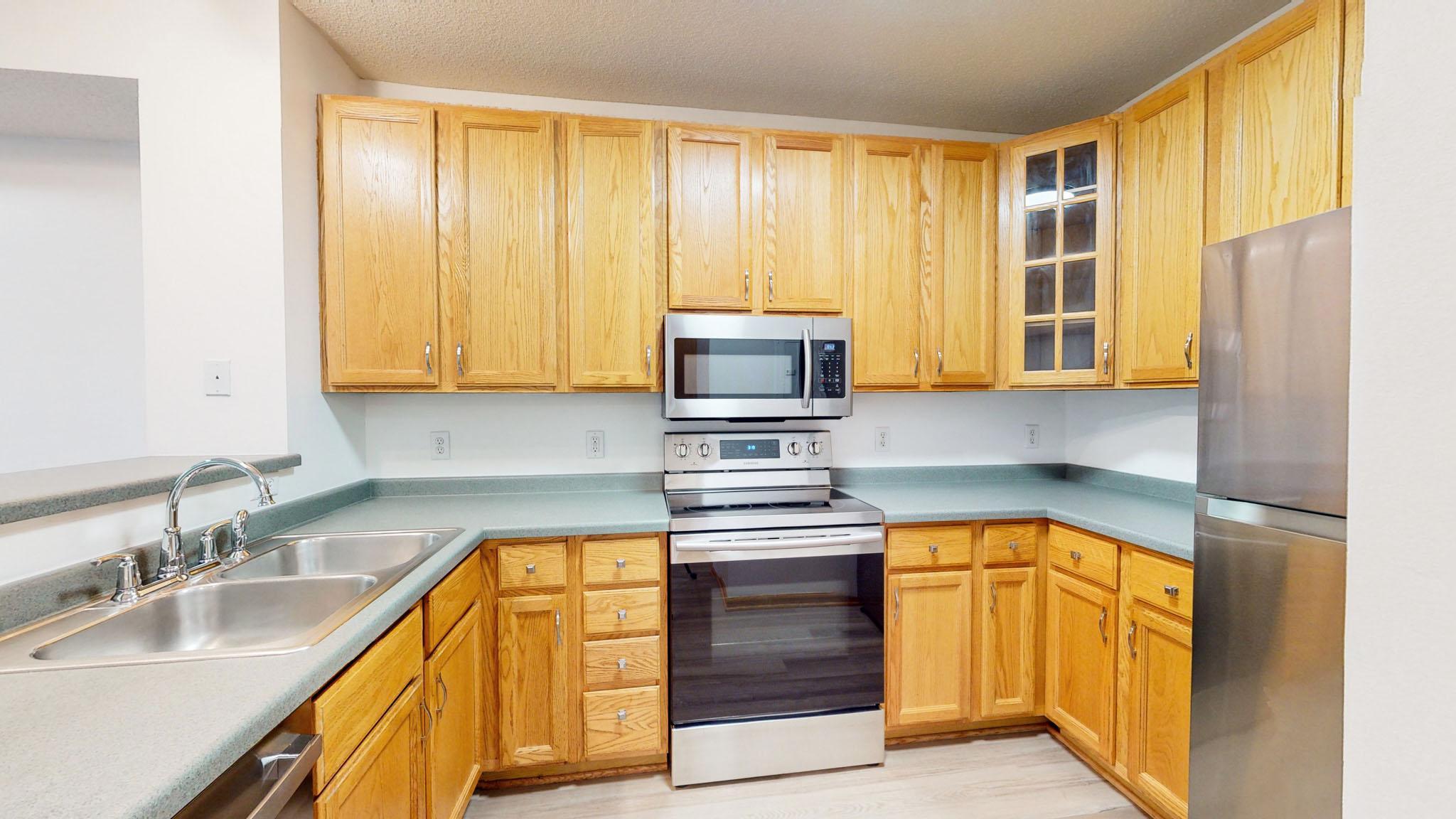 660 N 2nd Street Unit: 301