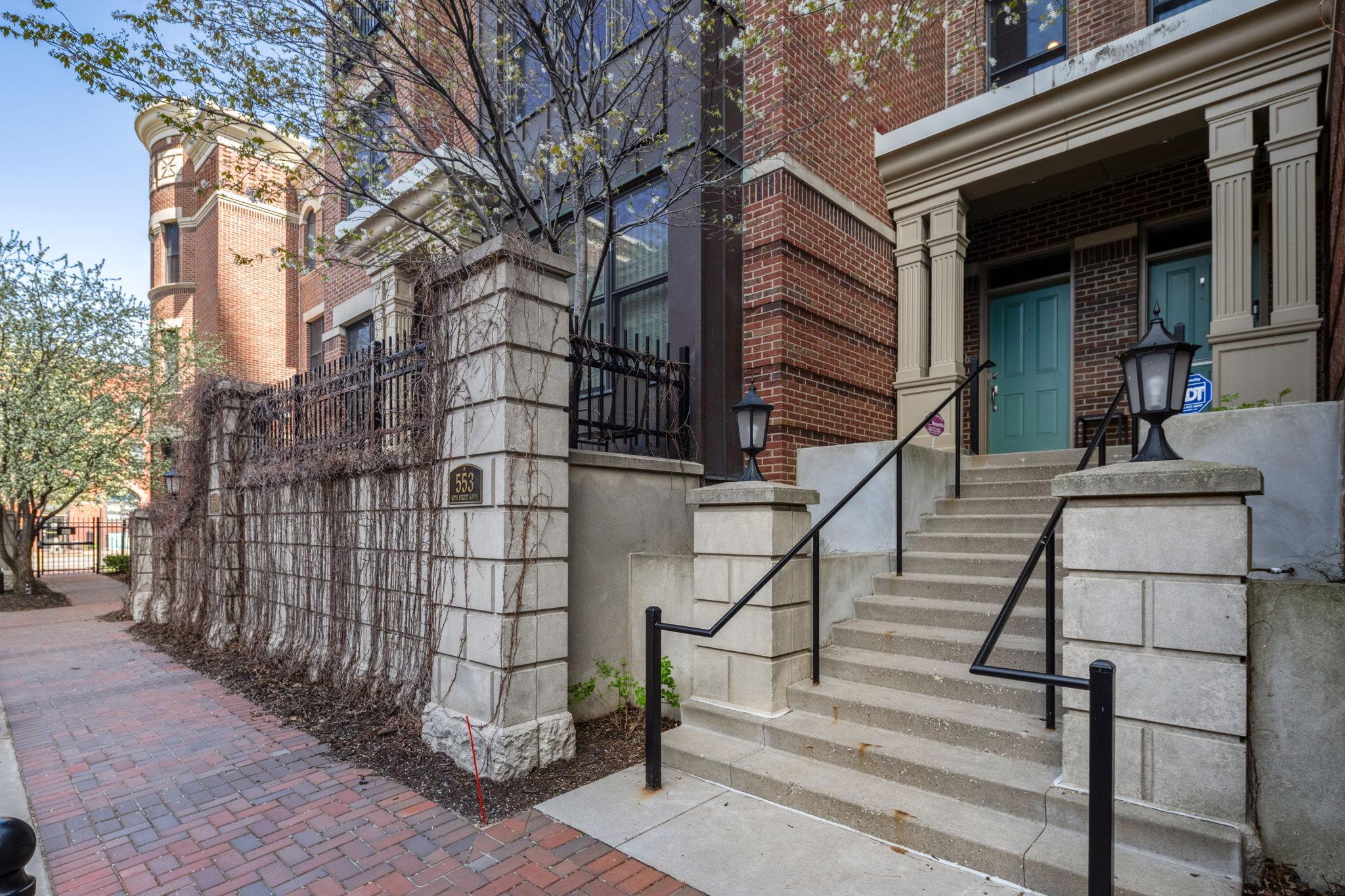 553 S 10th Street