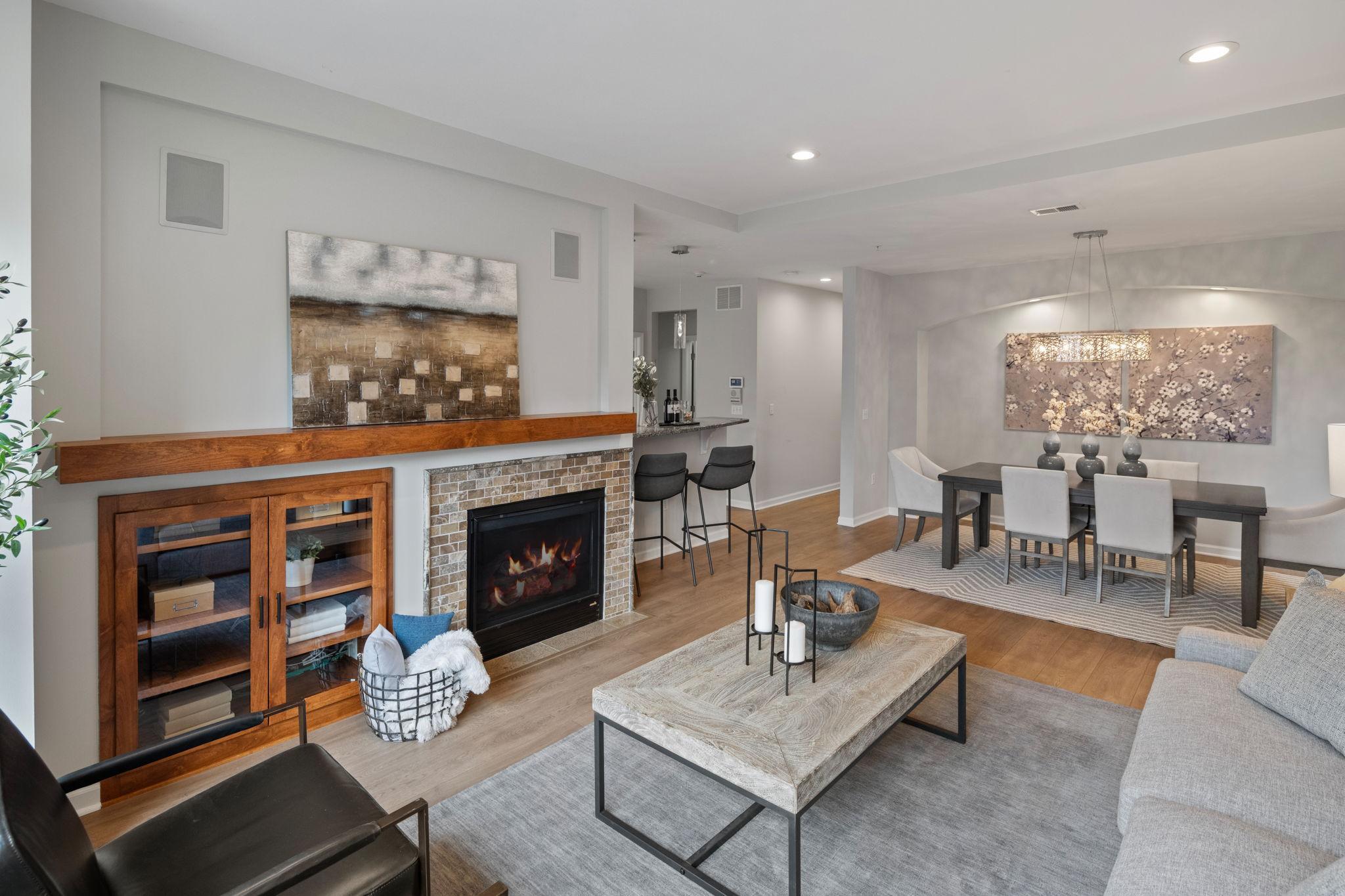 553 S 10th Street
