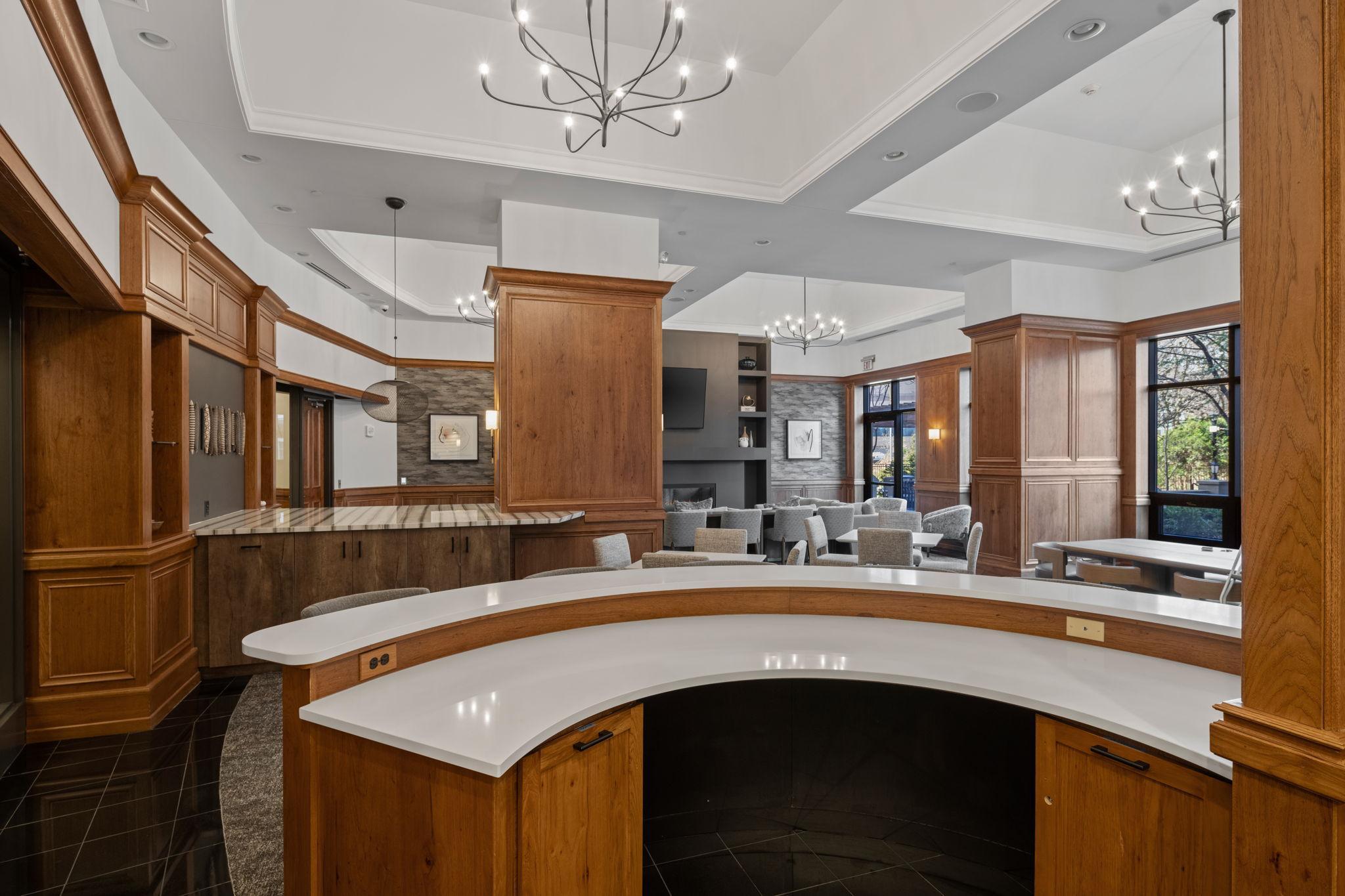 553 S 10th Street