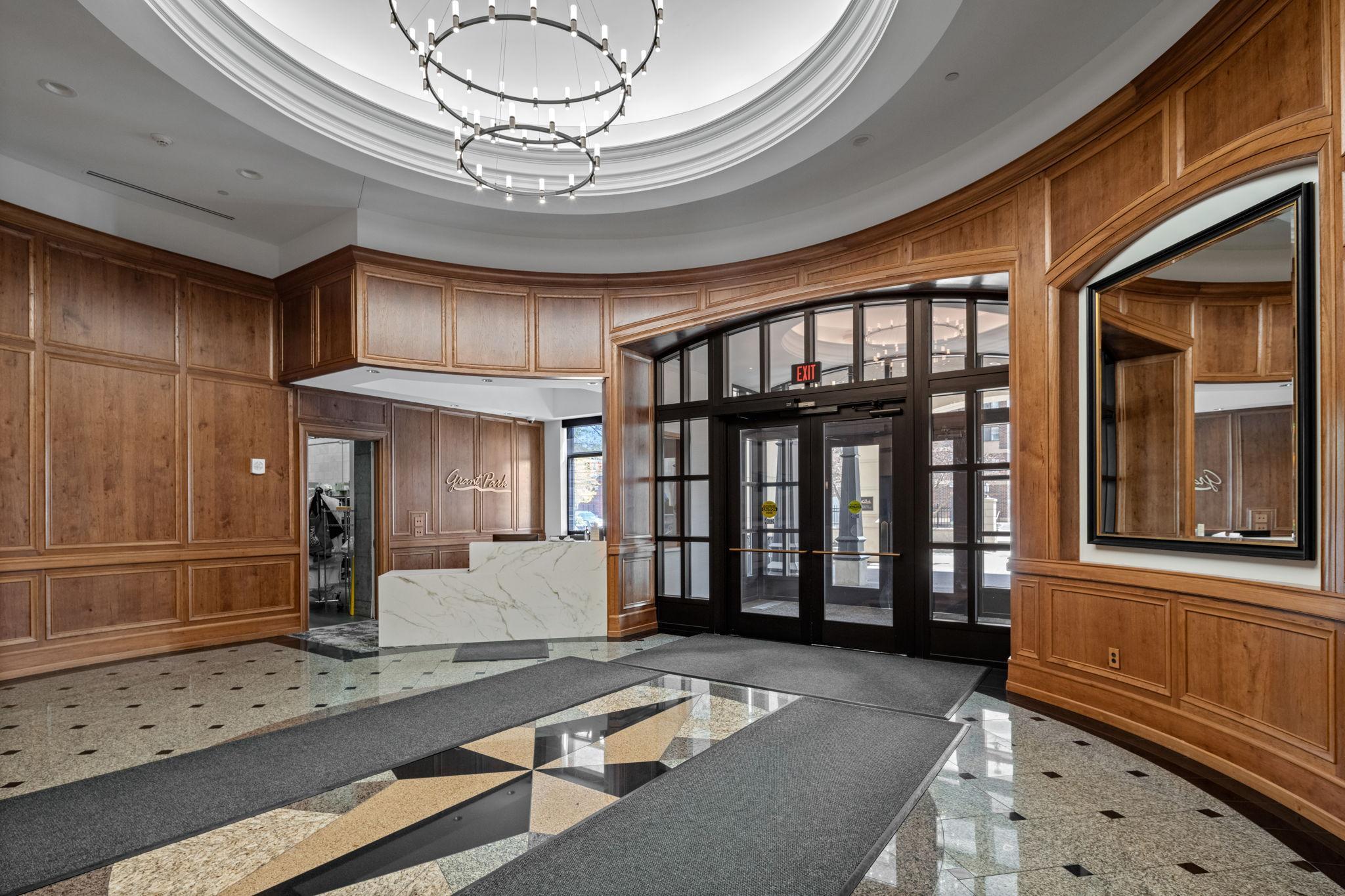 553 S 10th Street