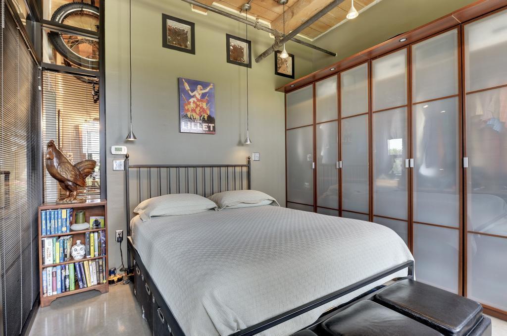 127 5th Street NE Unit: 301