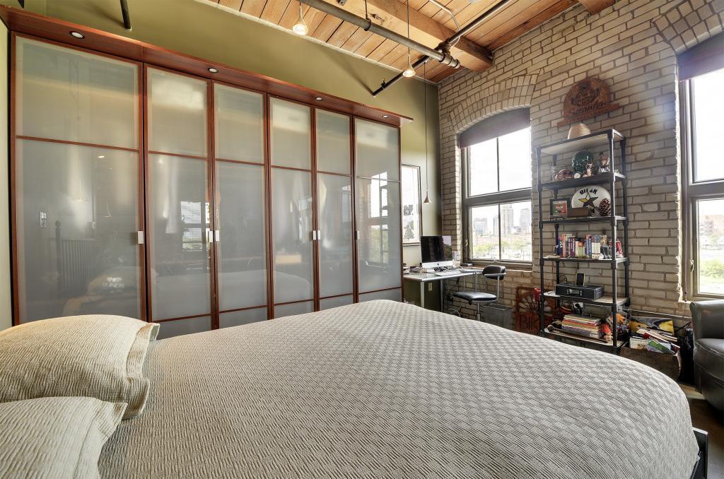 127 5th Street NE Unit: 301