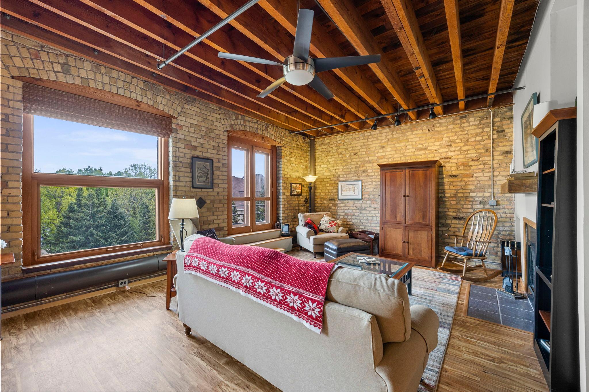 702 N 1st Street Unit: 312