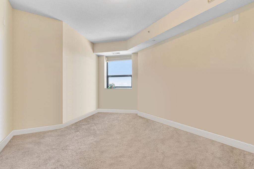 100 3rd Avenue S Unit: 1703