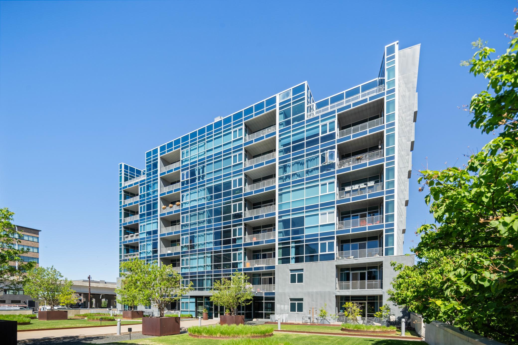 345 6th Avenue N Unit: 102