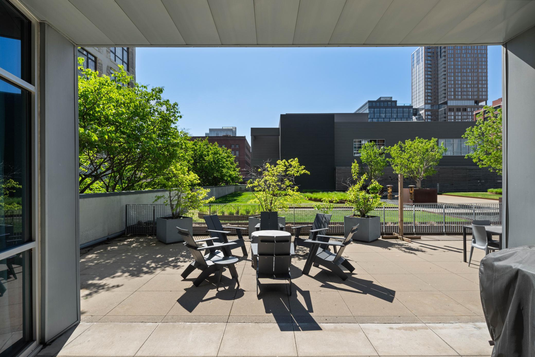 345 6th Avenue N Unit: 102