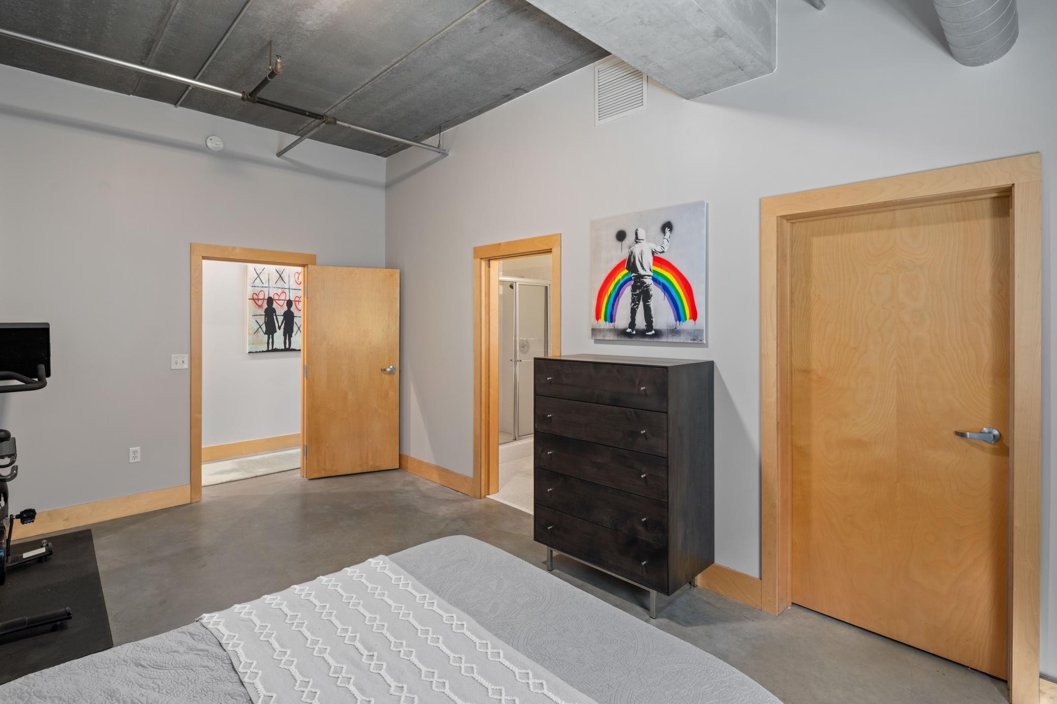 345 6th Avenue N Unit: 102