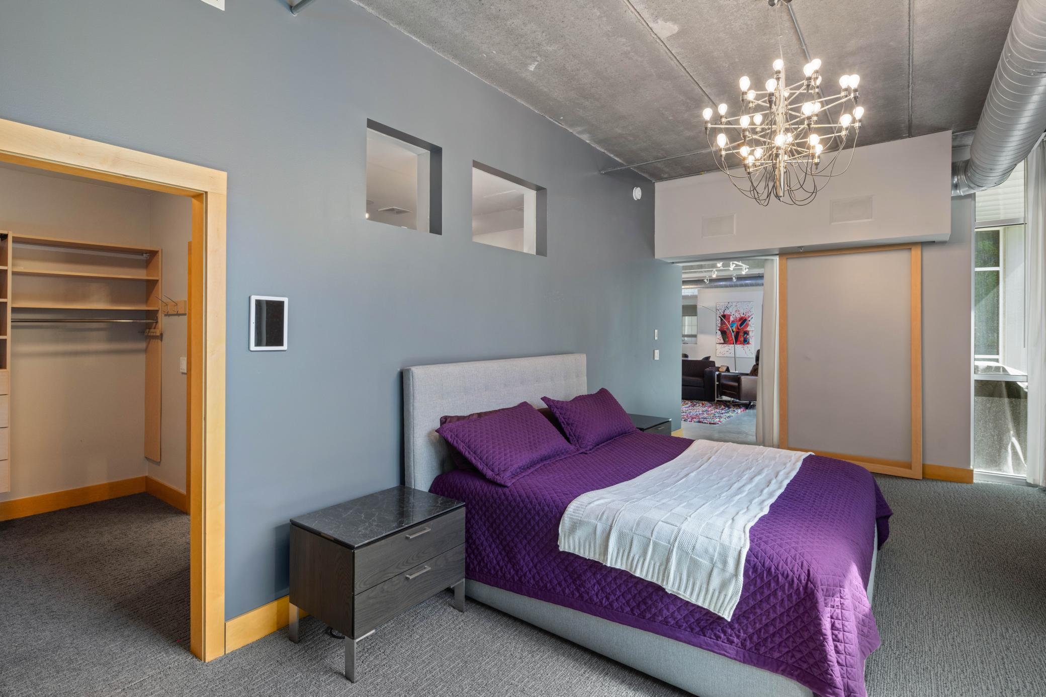 345 6th Avenue N Unit: 102