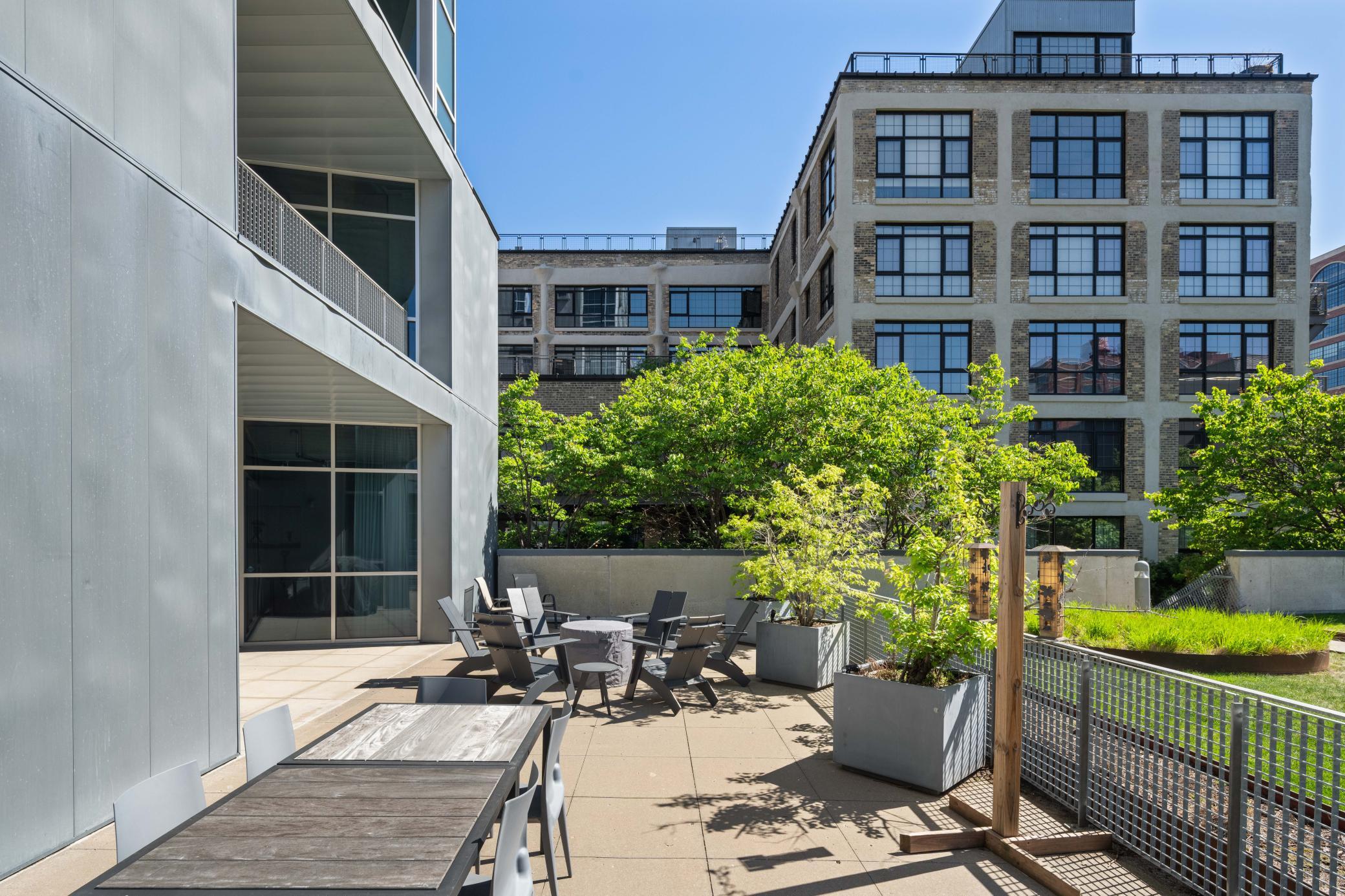 345 6th Avenue N Unit: 102