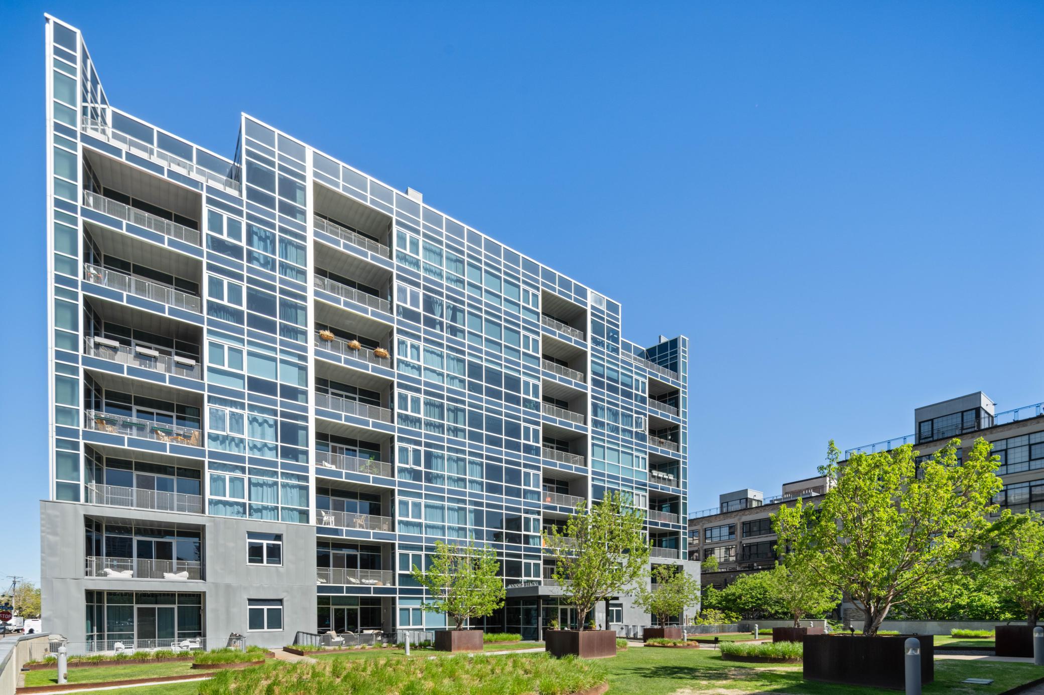 345 6th Avenue N Unit: 102
