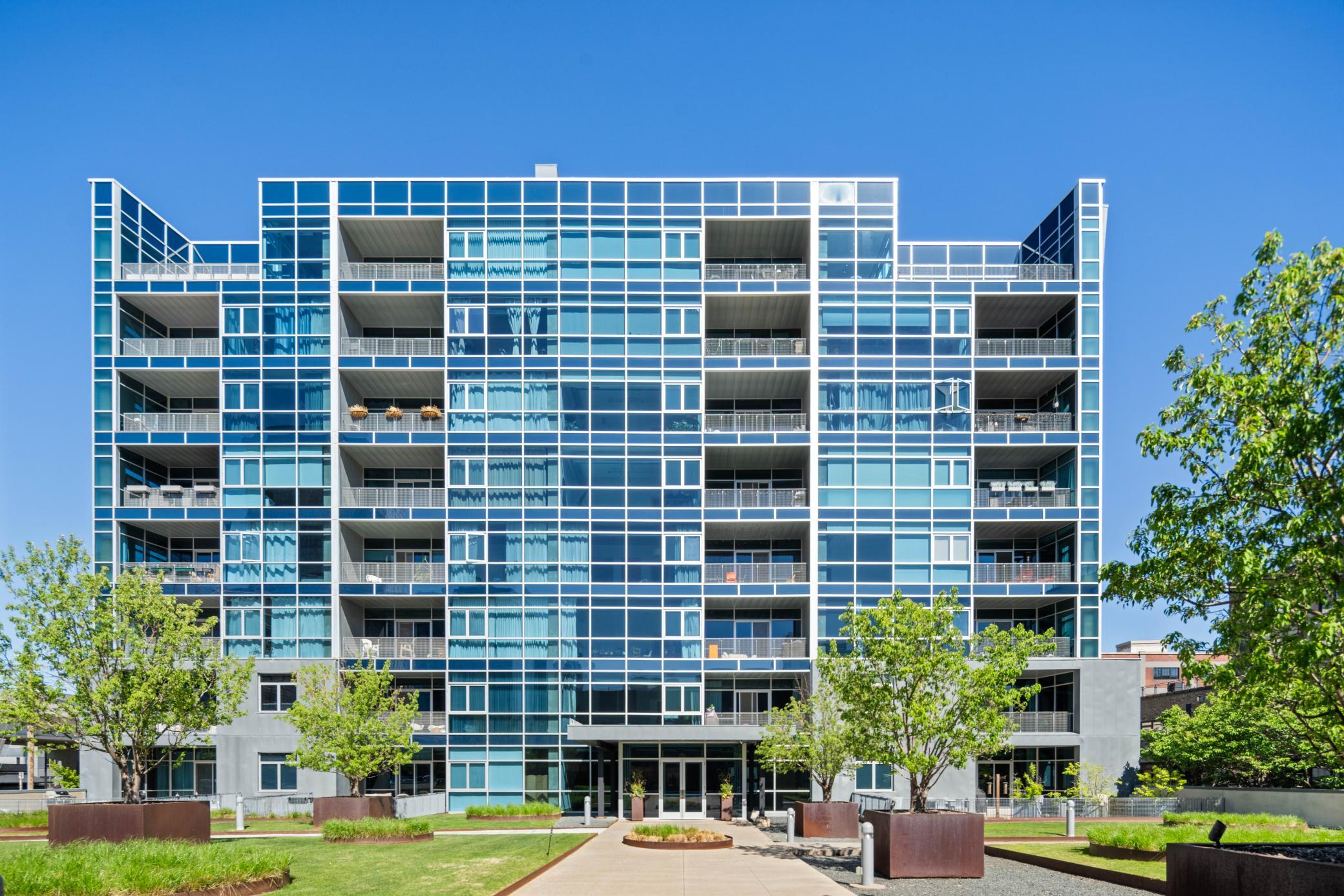 345 6th Avenue N Unit: 102
