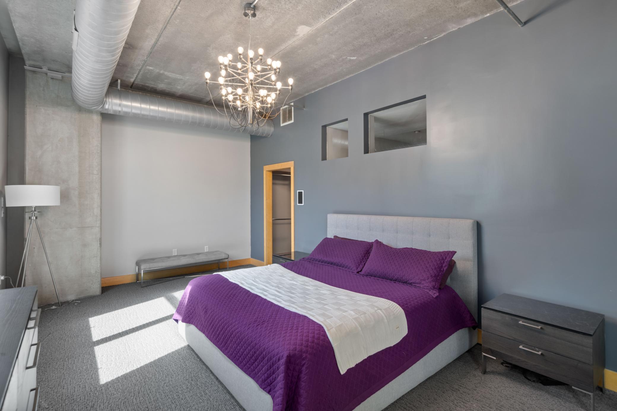 345 6th Avenue N Unit: 102