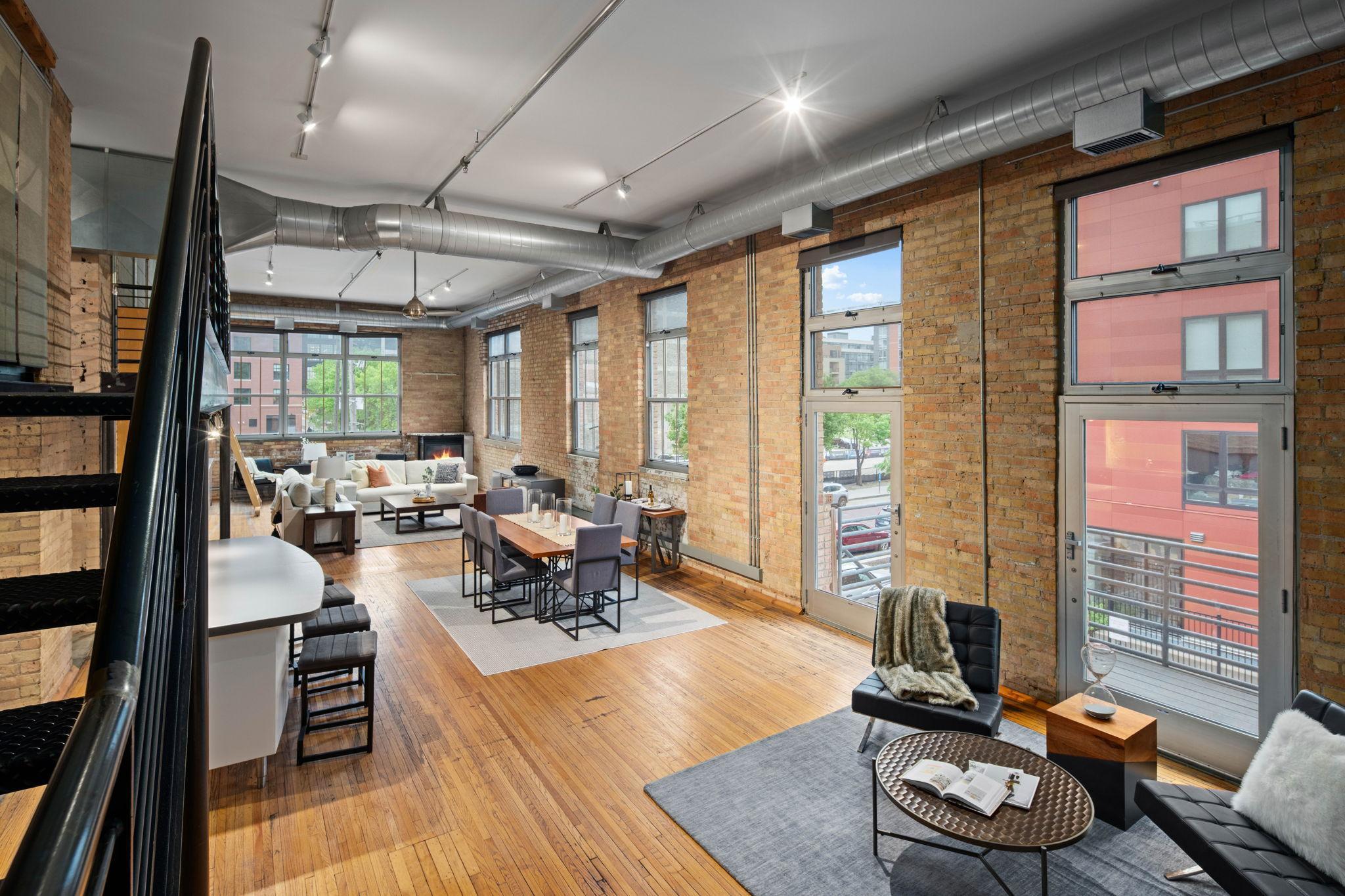 801 Washington Avenue N Unit: 203