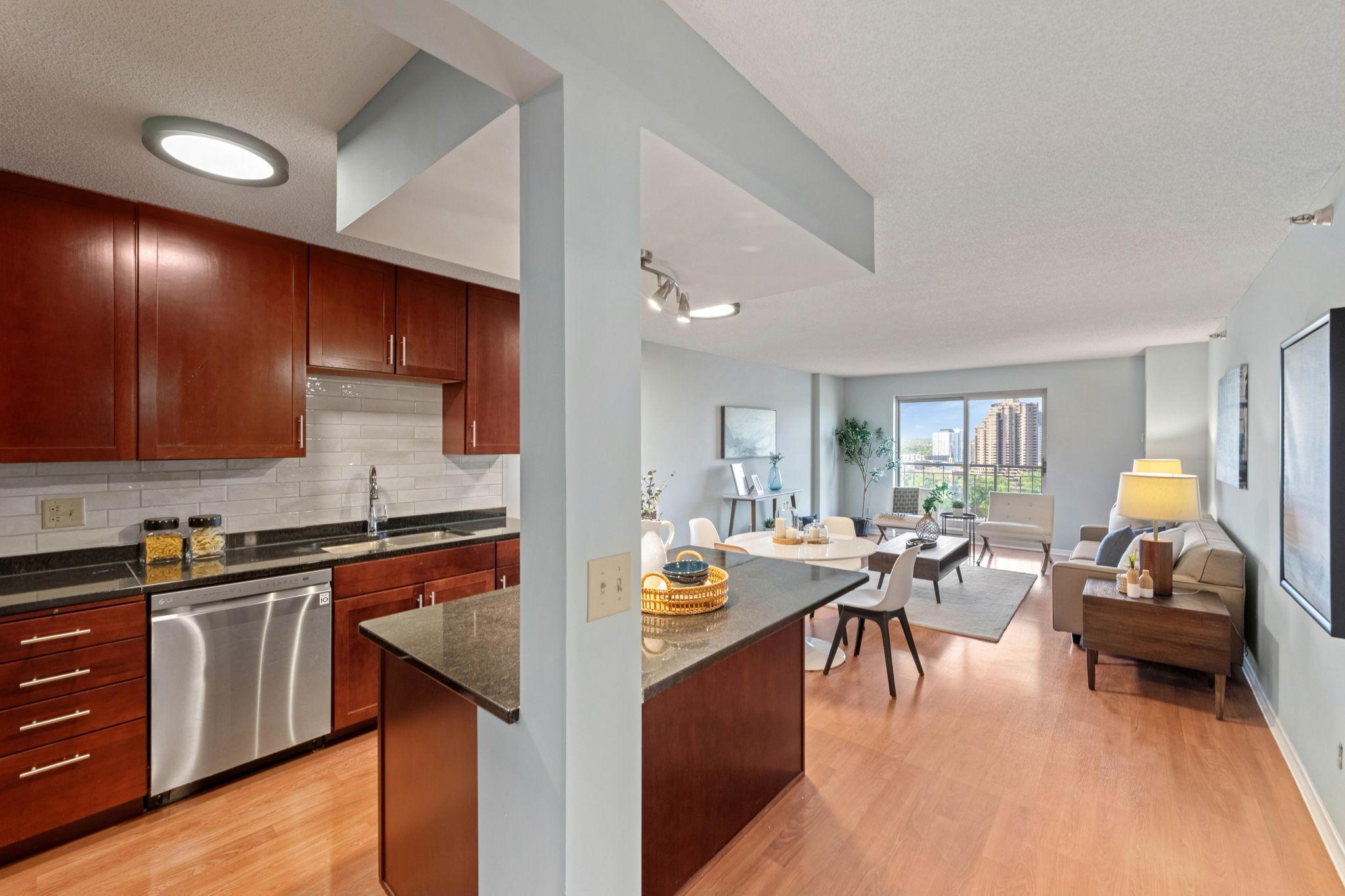 401 S 1st Street Unit: 1705