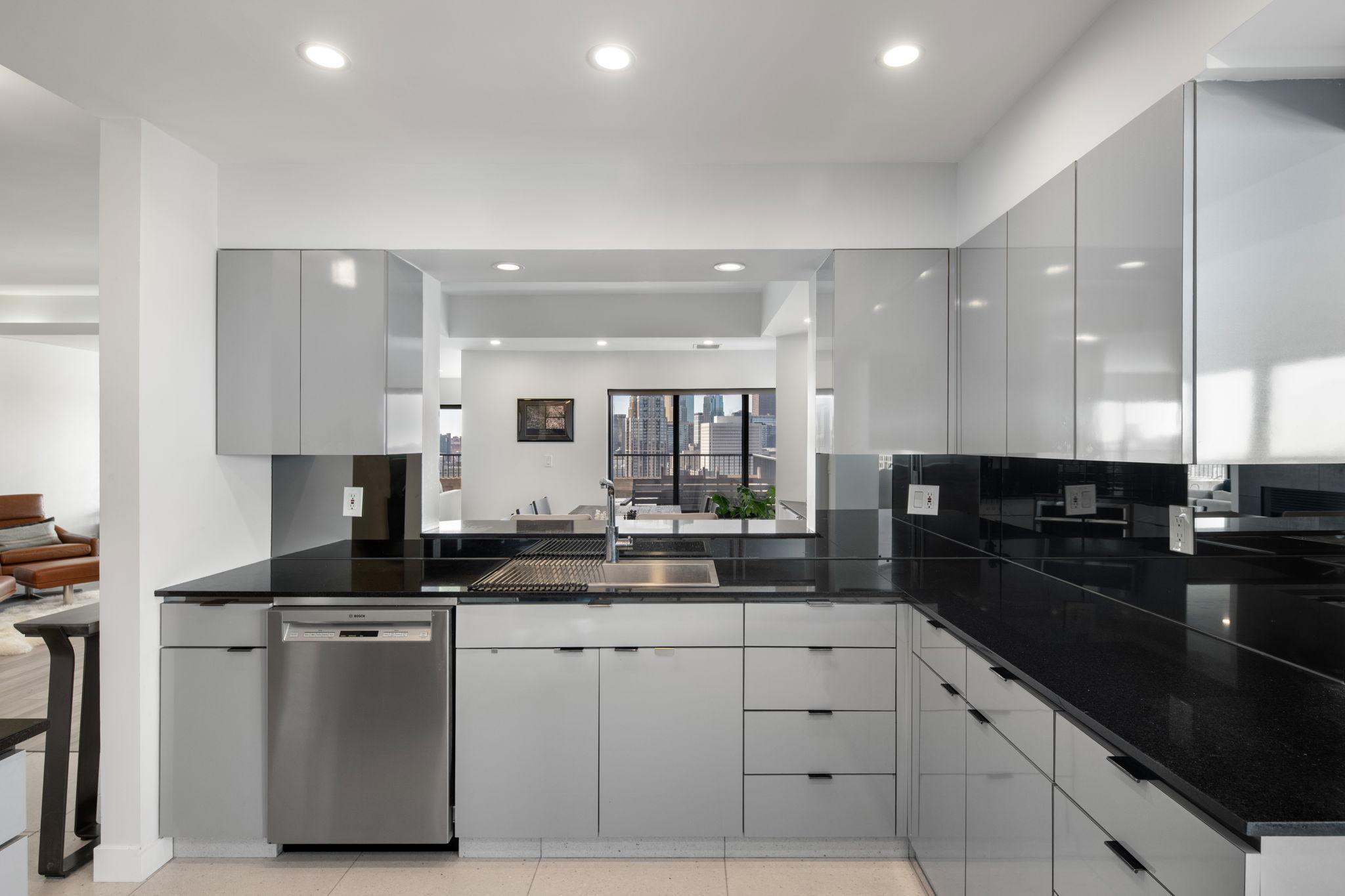 110 Bank Street SE Unit: L2603