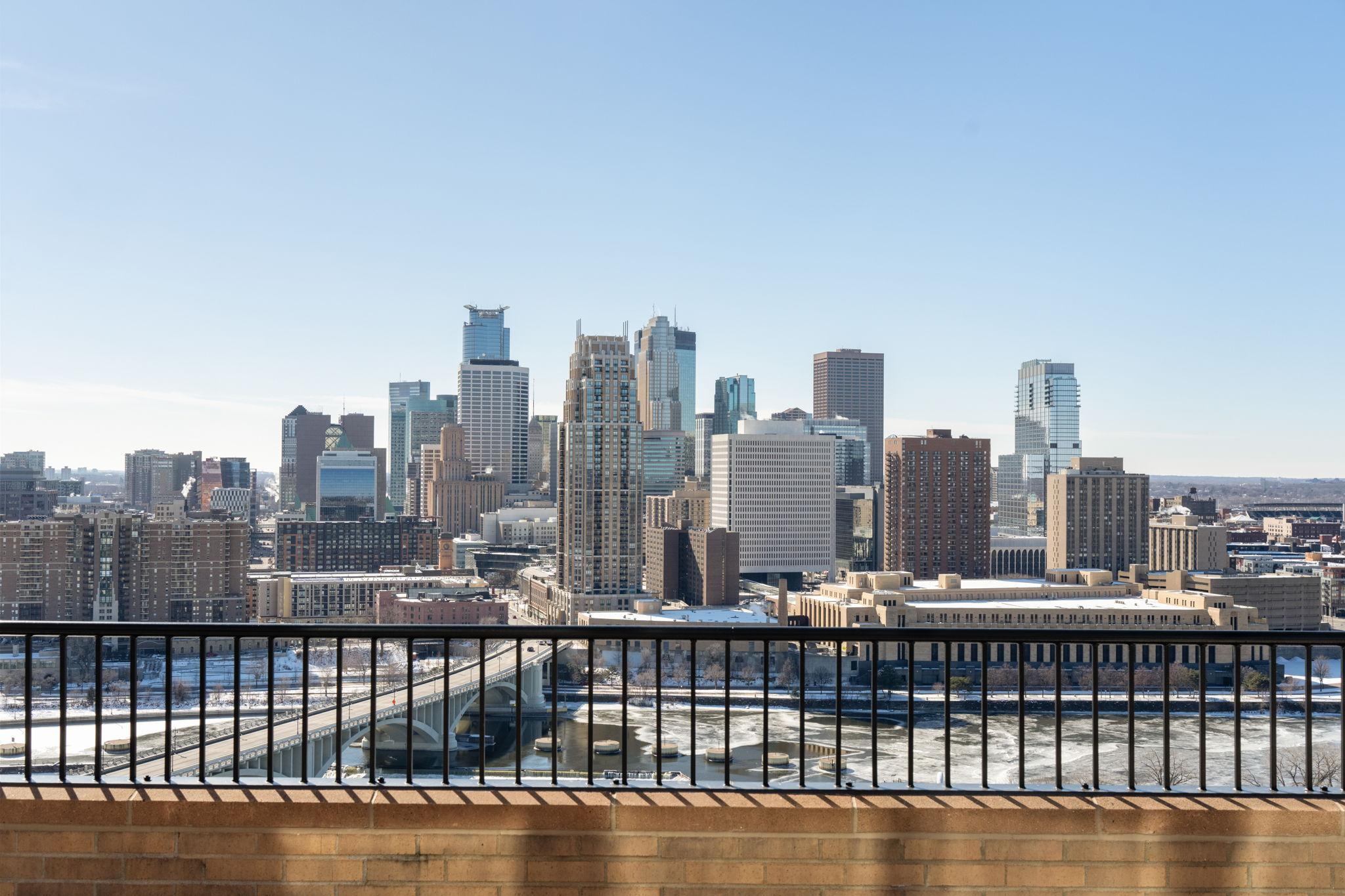 110 Bank Street SE Unit: L2603
