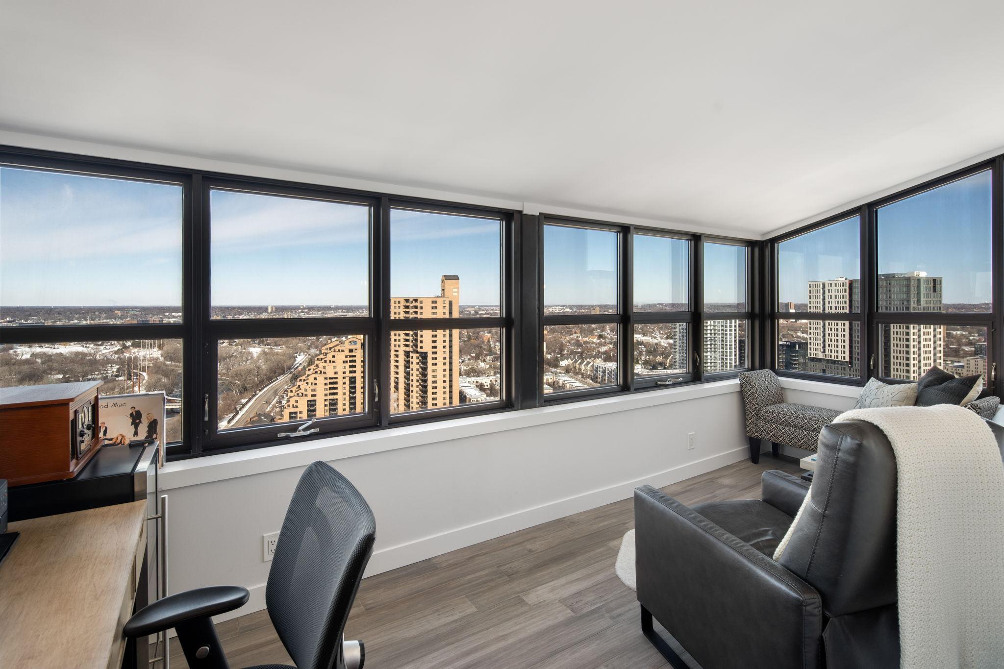 110 Bank Street SE Unit: L2603