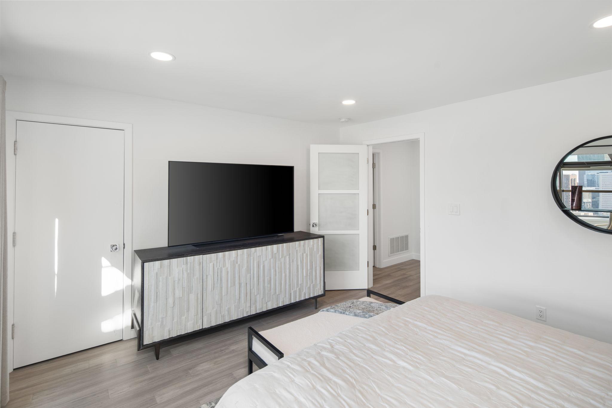 110 Bank Street SE Unit: L2603