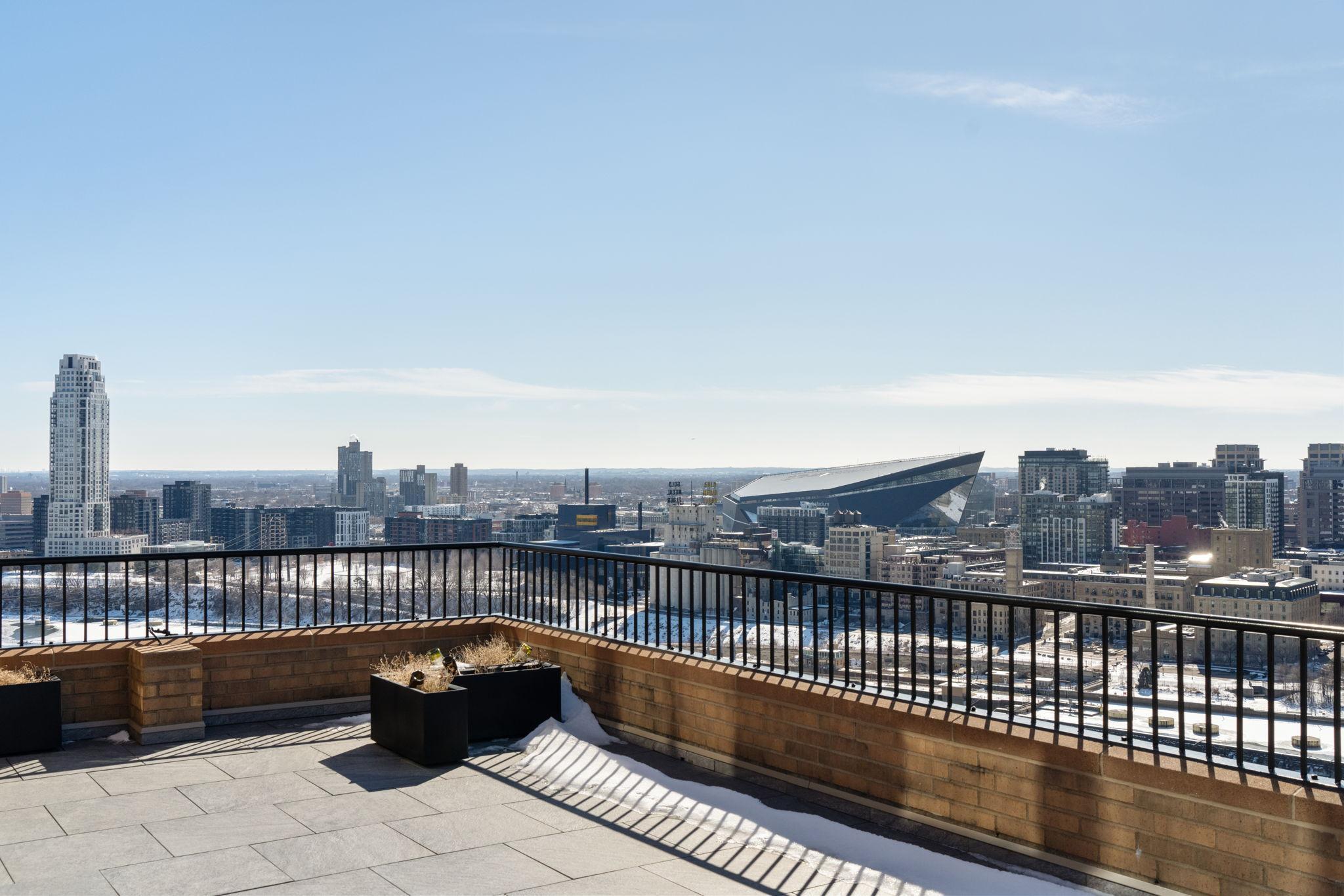 110 Bank Street SE Unit: L2603
