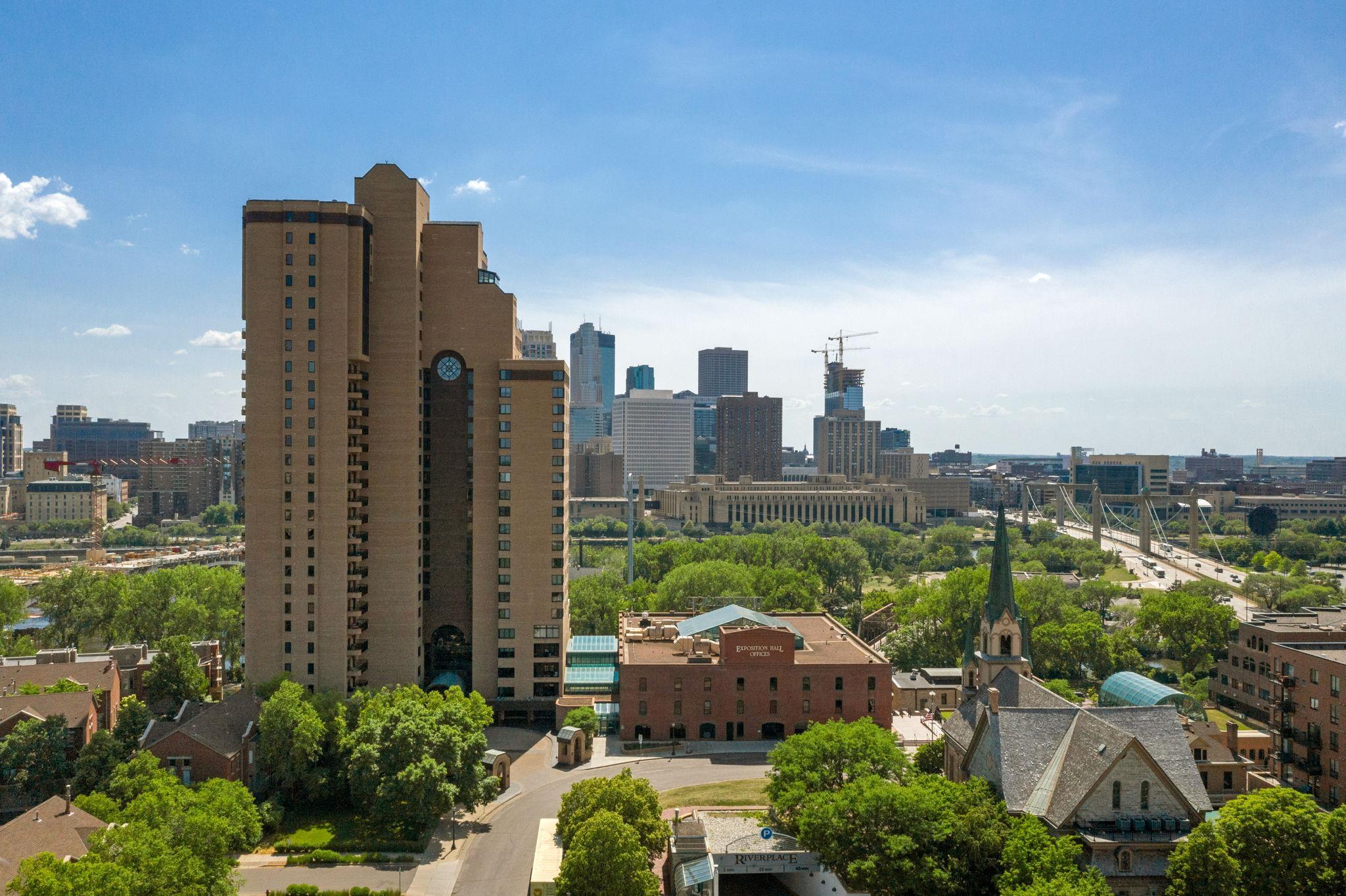110 Bank Street SE Unit: L2603