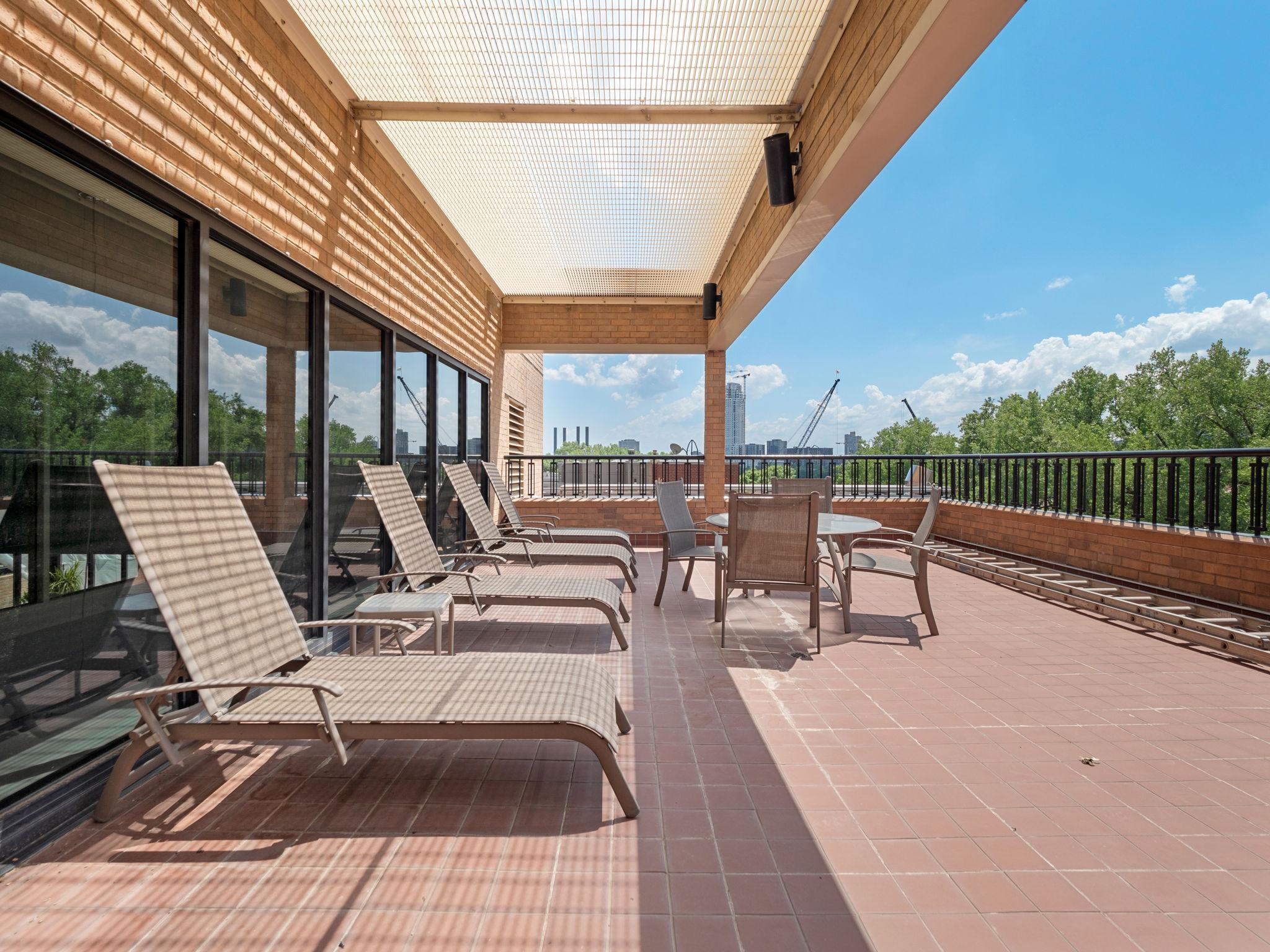 110 Bank Street SE Unit: L2603
