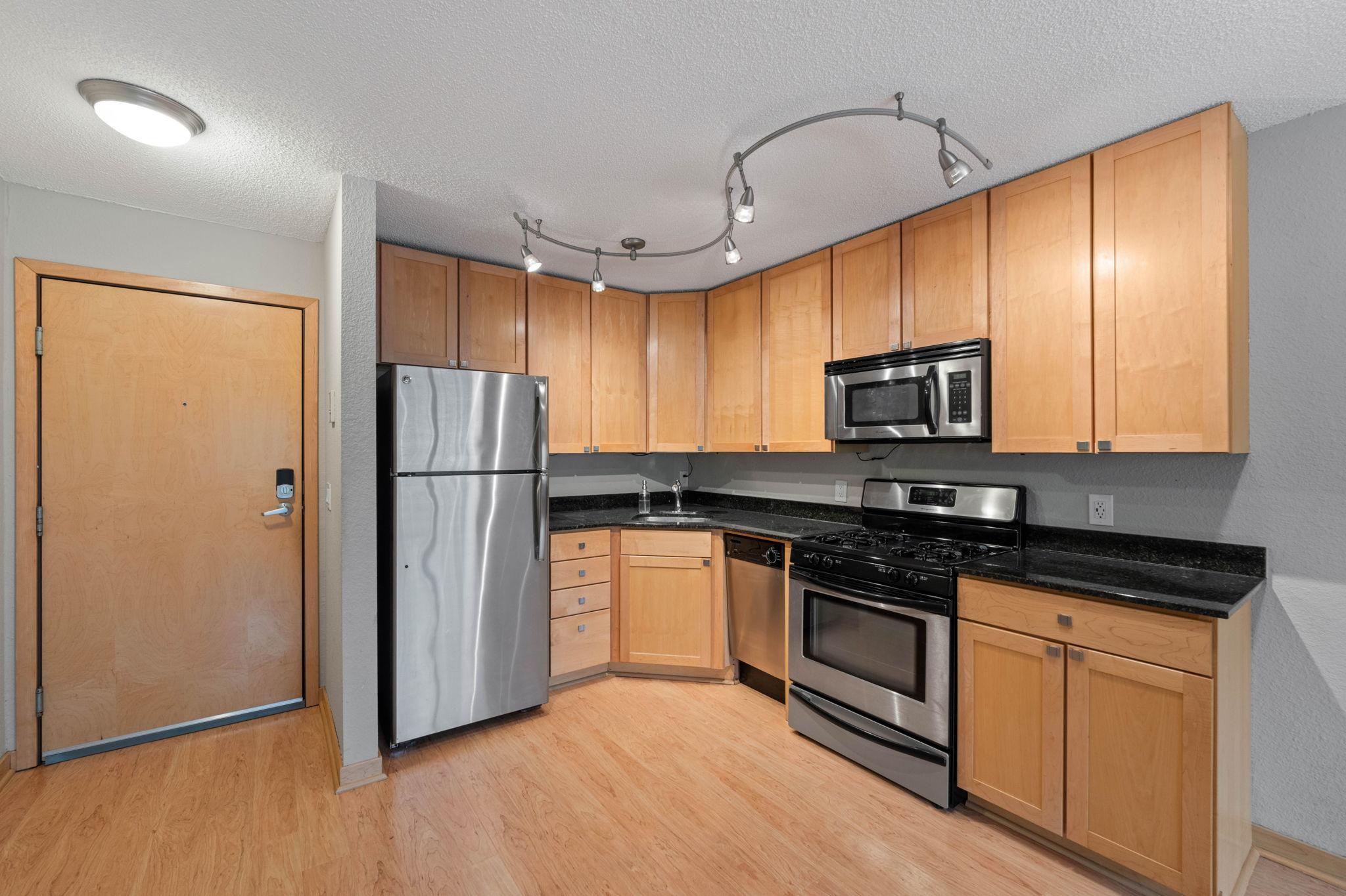 2530 1st Avenue S Unit: N201