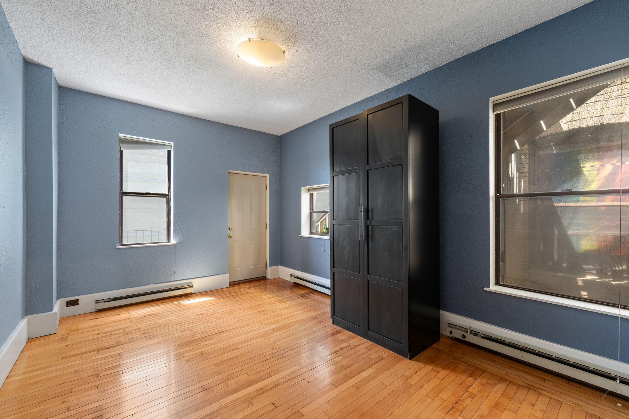 609 S 9th Street Unit: 8