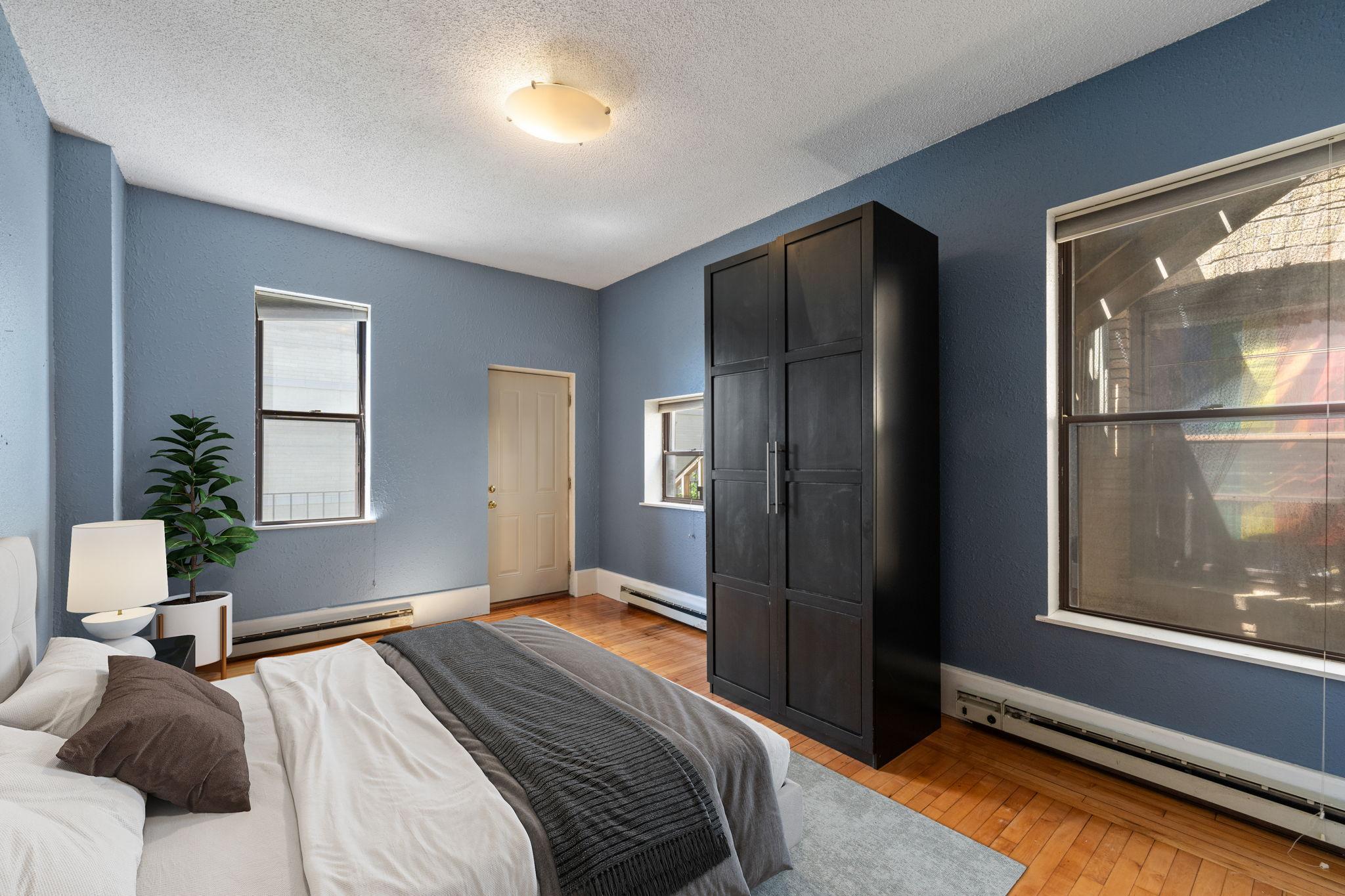 609 S 9th Street Unit: 8