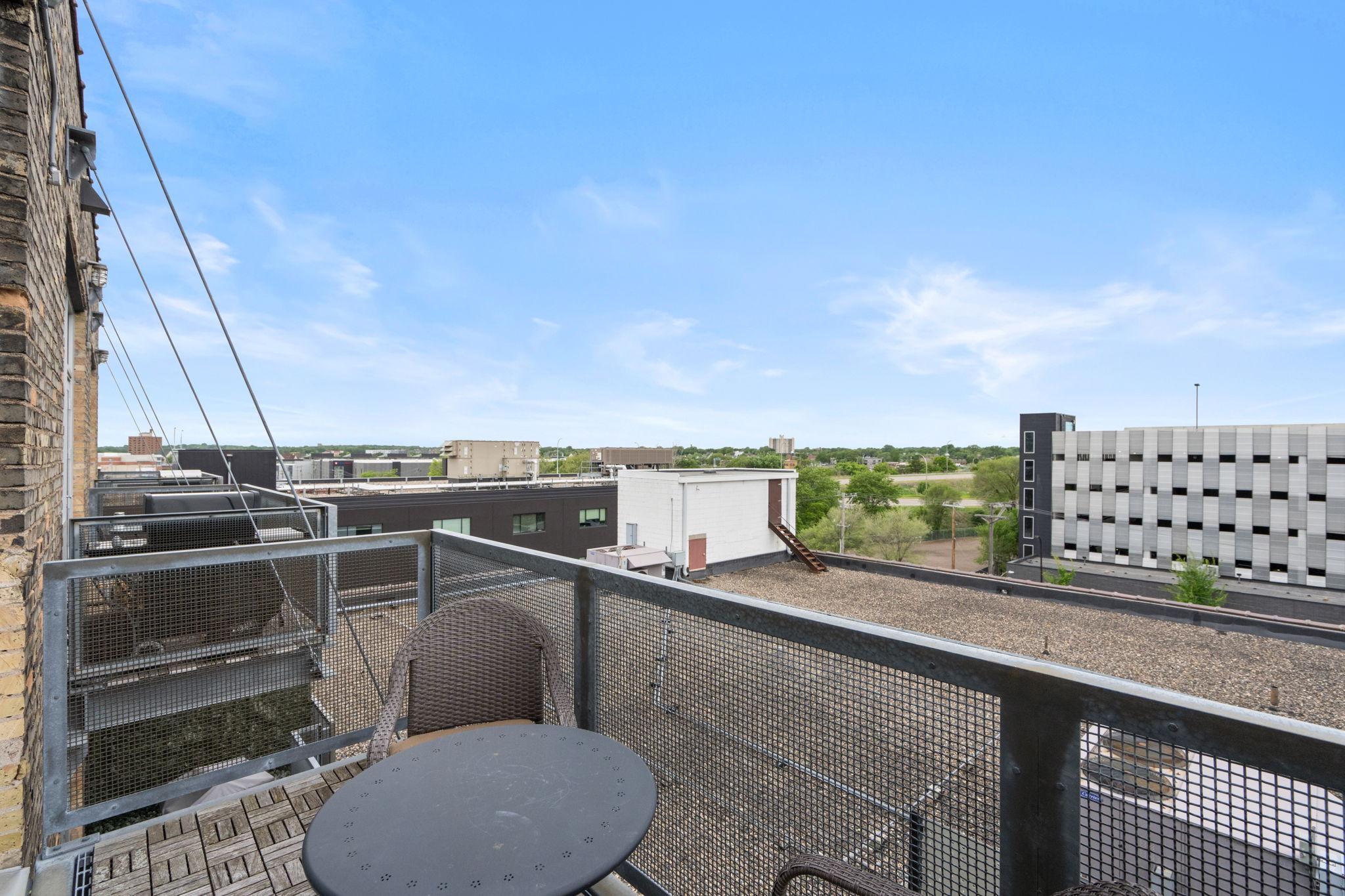 901 N 3rd Street Unit: 515