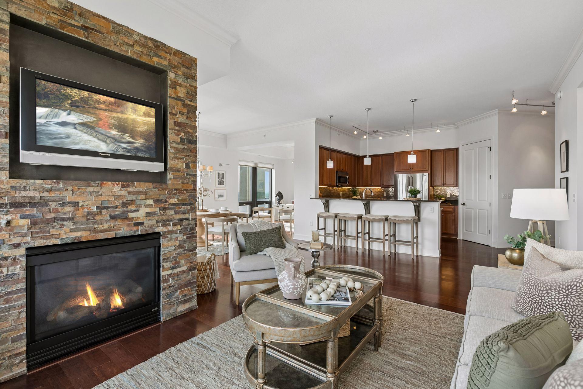 500 E Grant Street Unit: 2510