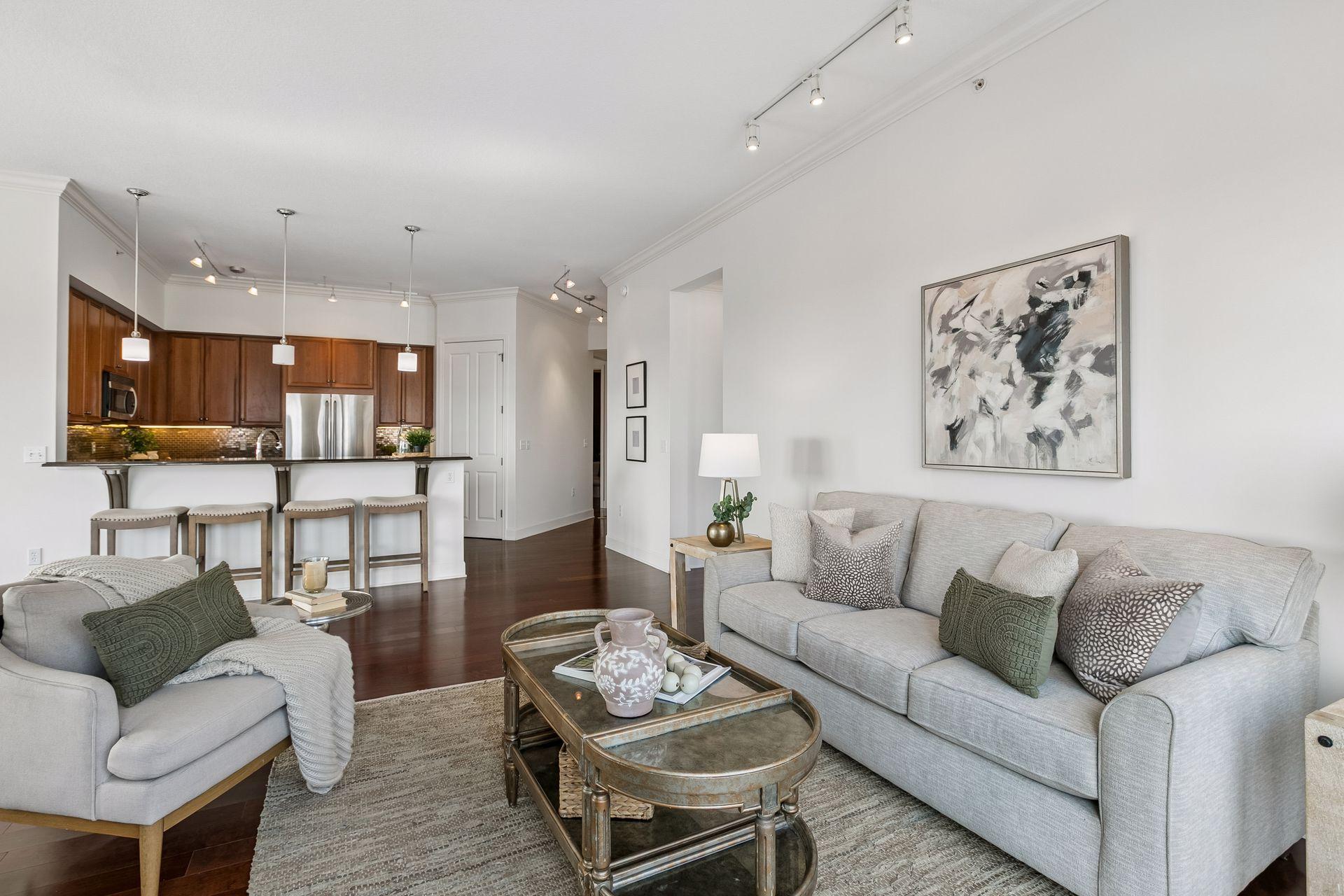 500 E Grant Street Unit: 2510