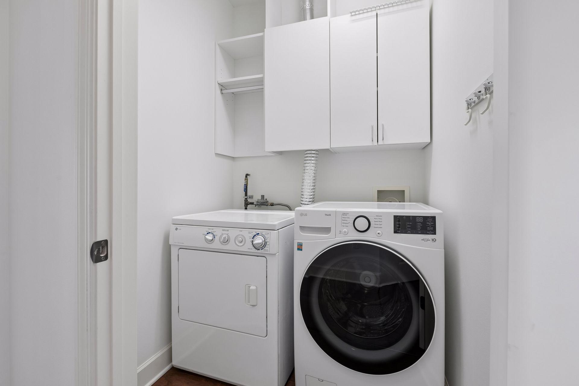 500 E Grant Street Unit: 2510