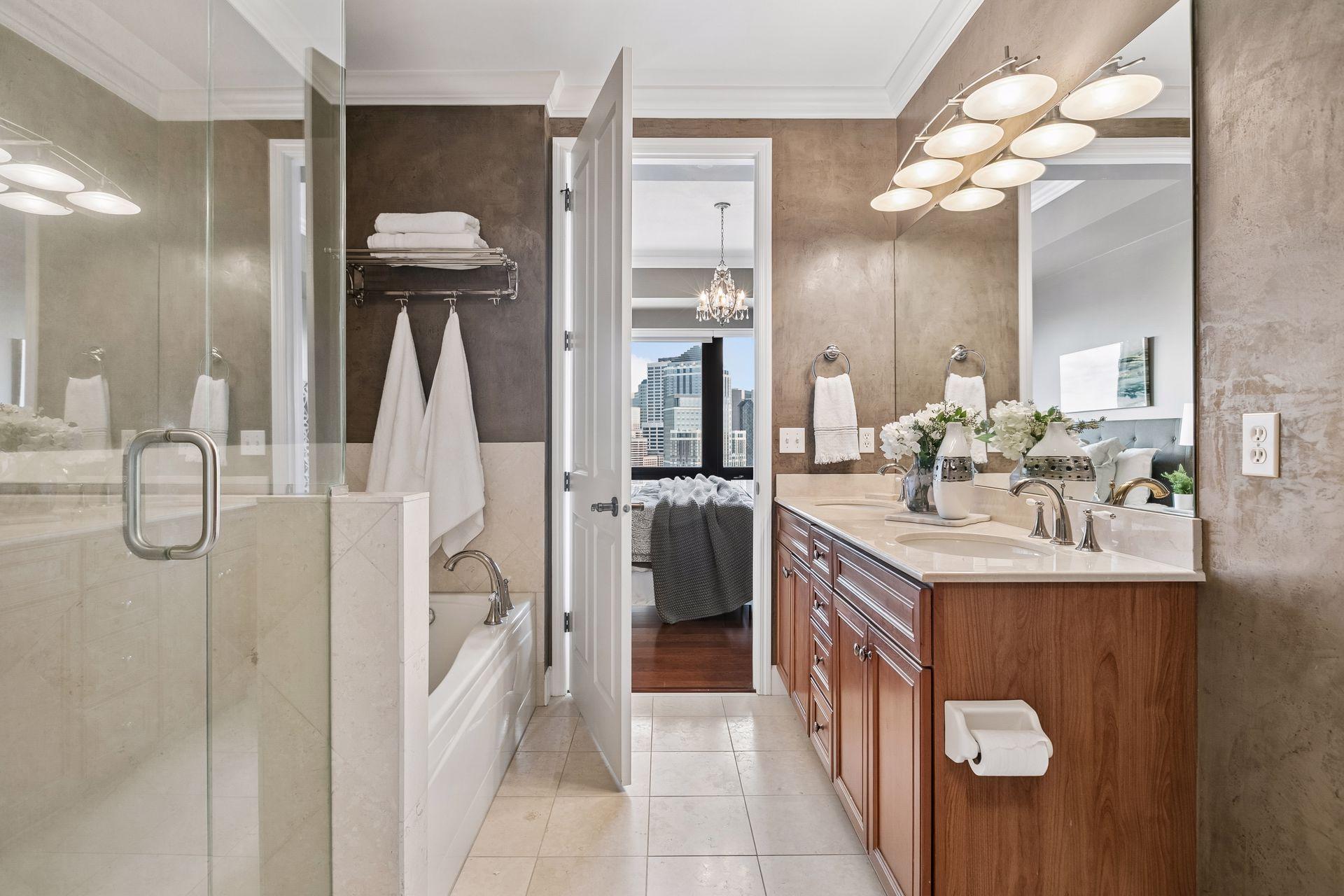 500 E Grant Street Unit: 2510