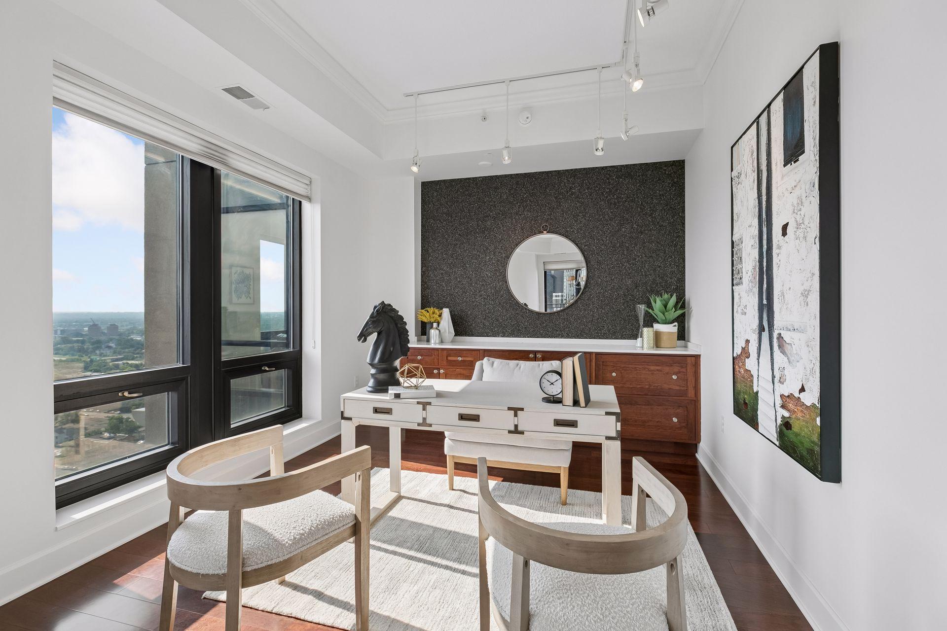 500 E Grant Street Unit: 2510
