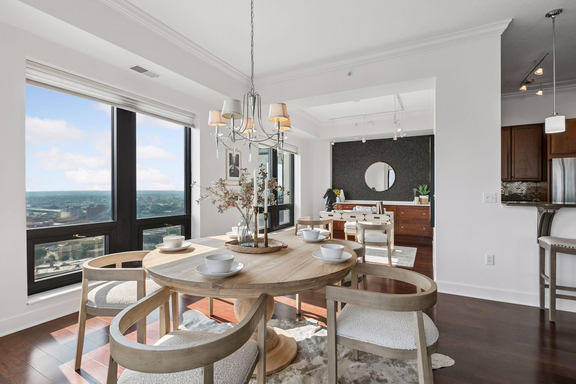 500 E Grant Street Unit: 2510