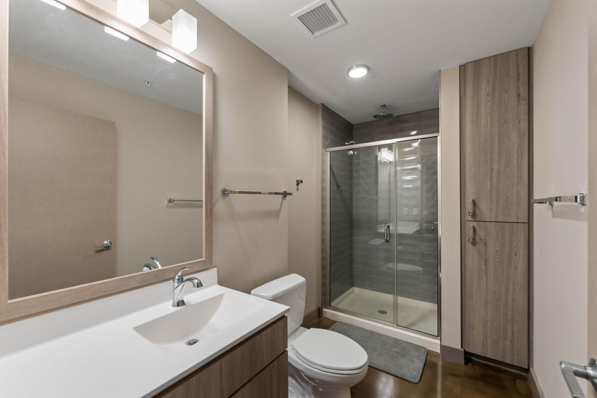 728 N 3rd Street Unit: 707