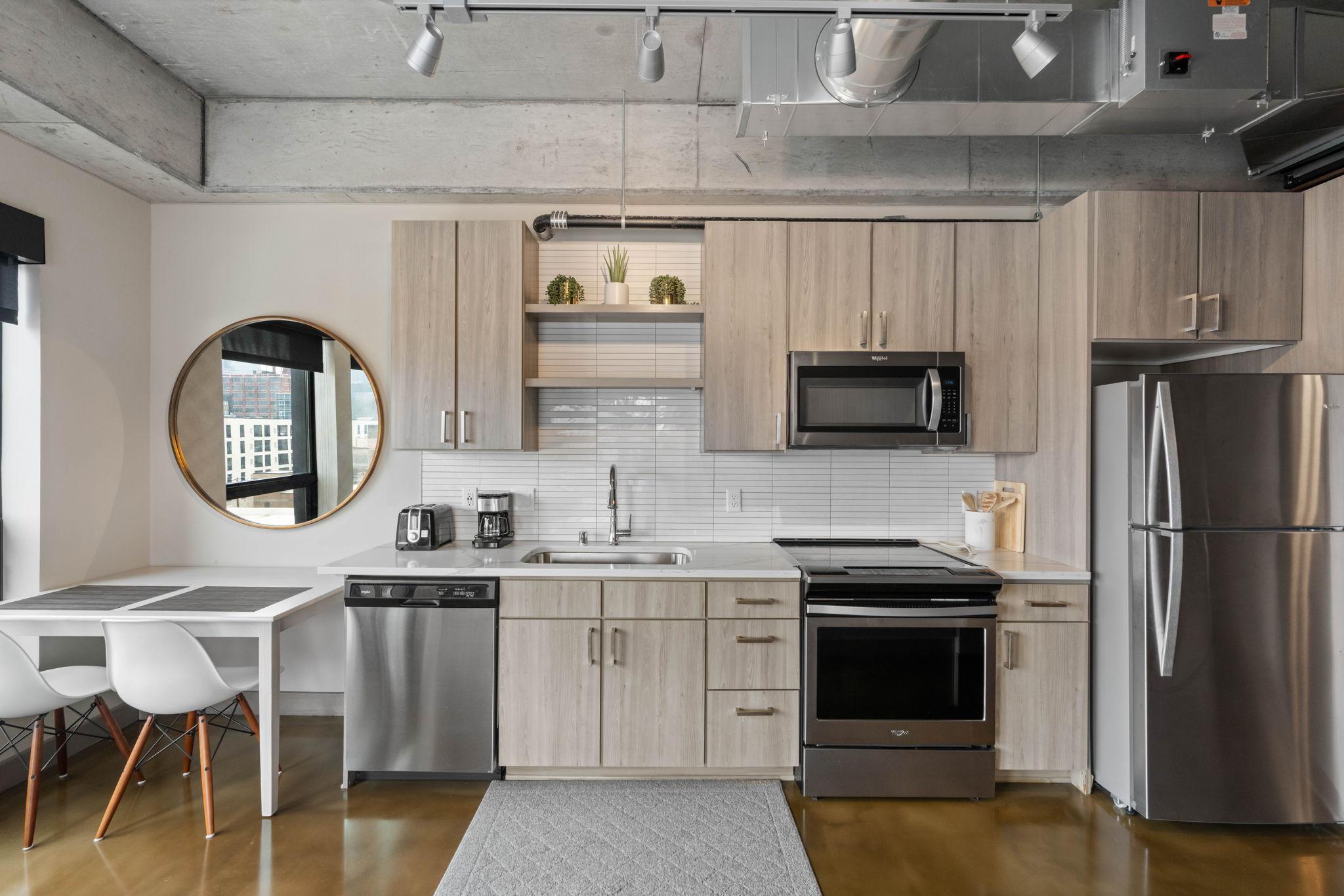 728 N 3rd Street Unit: 707