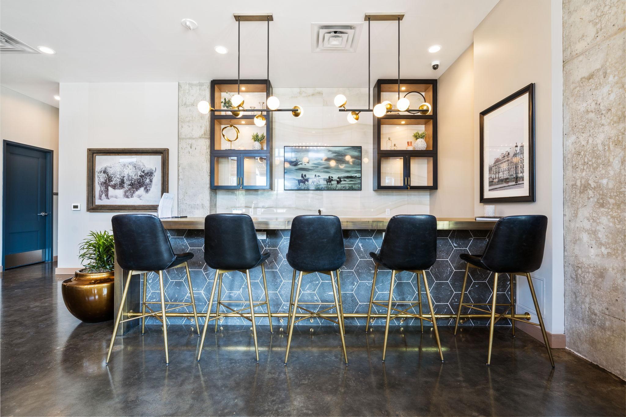 728 N 3rd Street Unit: 707