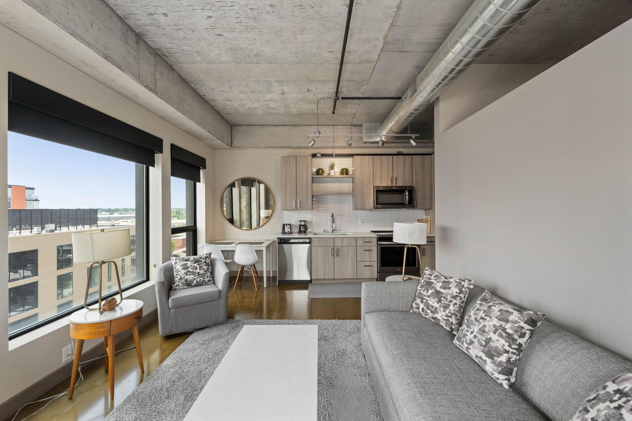 728 N 3rd Street Unit: 707