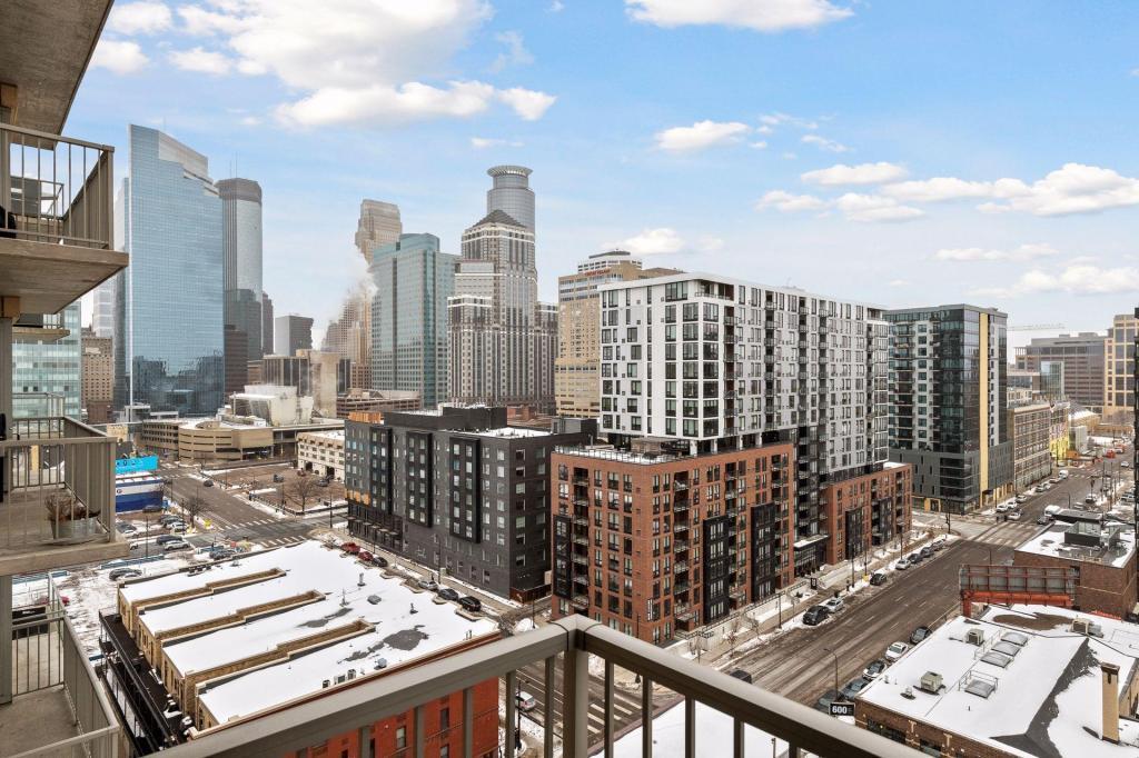 929 Portland Avenue S Unit: 1203