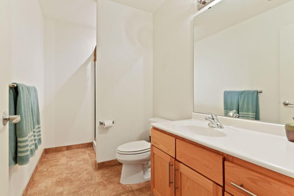 929 Portland Avenue S Unit: 1203