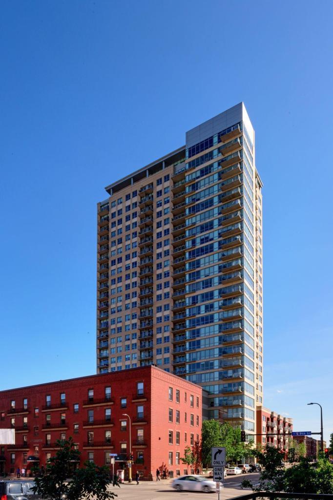 929 Portland Avenue S Unit: 1203