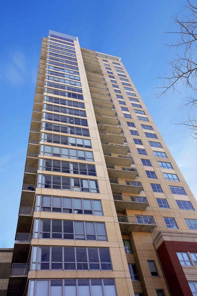 929 Portland Avenue S Unit: 1203