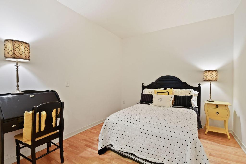 929 Portland Avenue S Unit: 1203