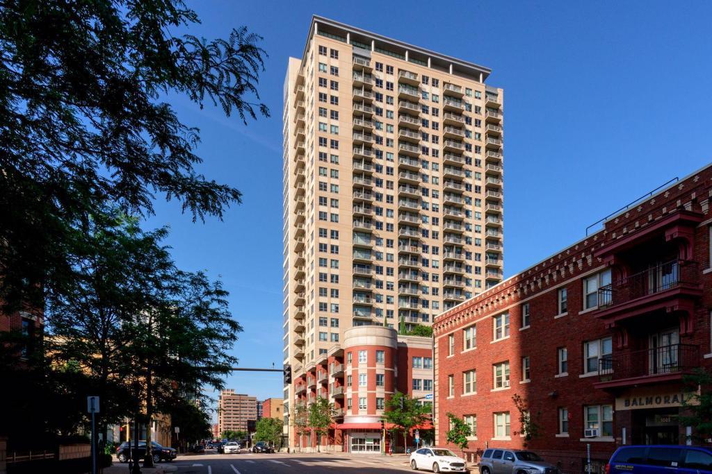 929 Portland Avenue S Unit: 1203