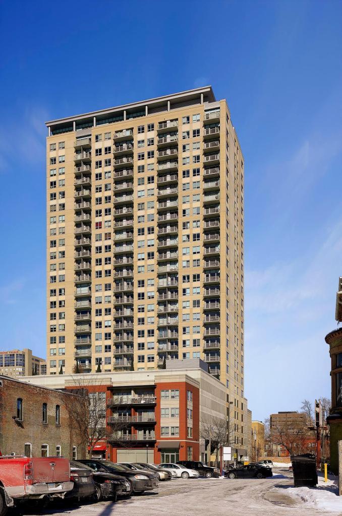 929 Portland Avenue S Unit: 1203