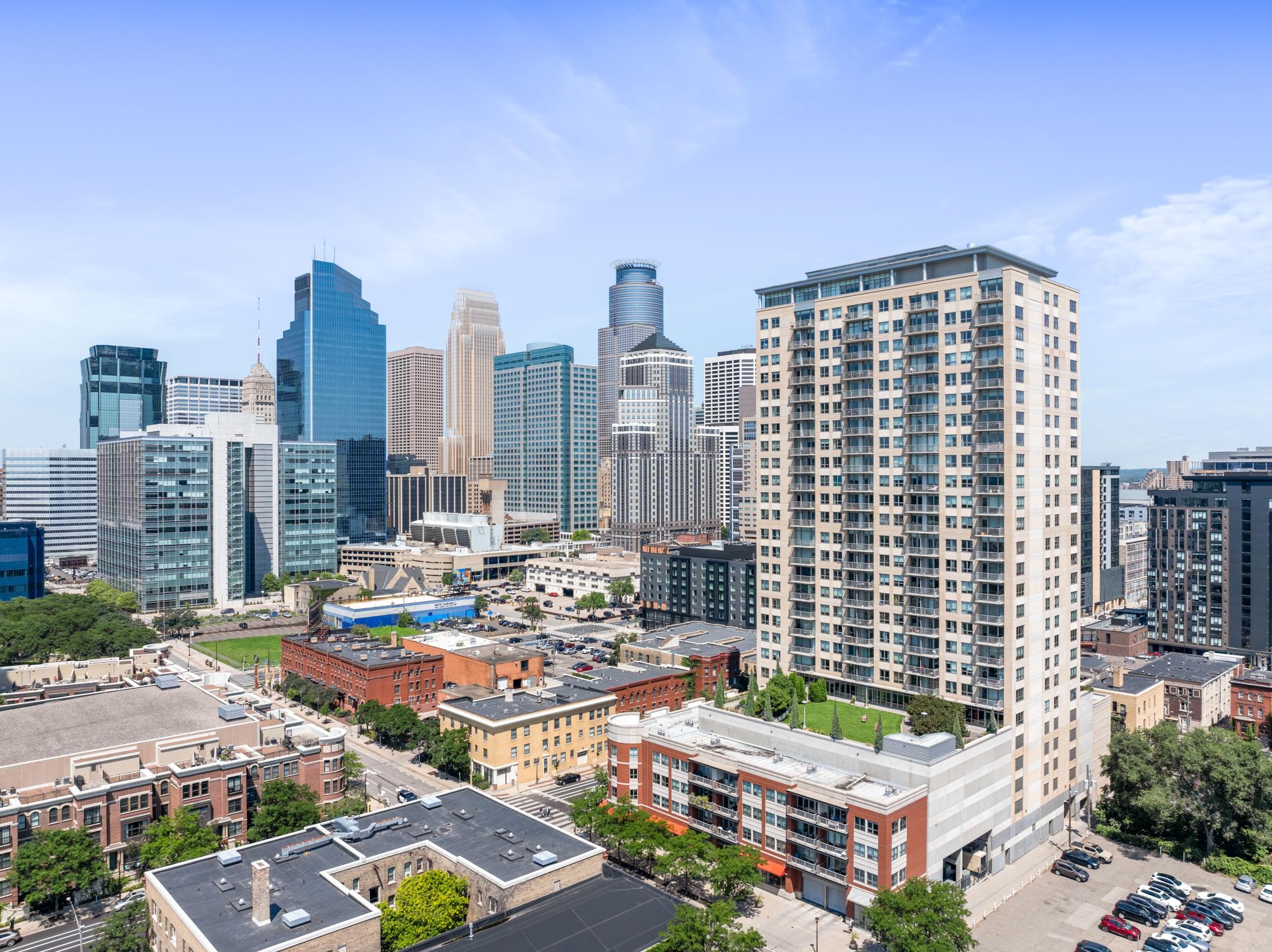 929 Portland Avenue S Unit: 1203