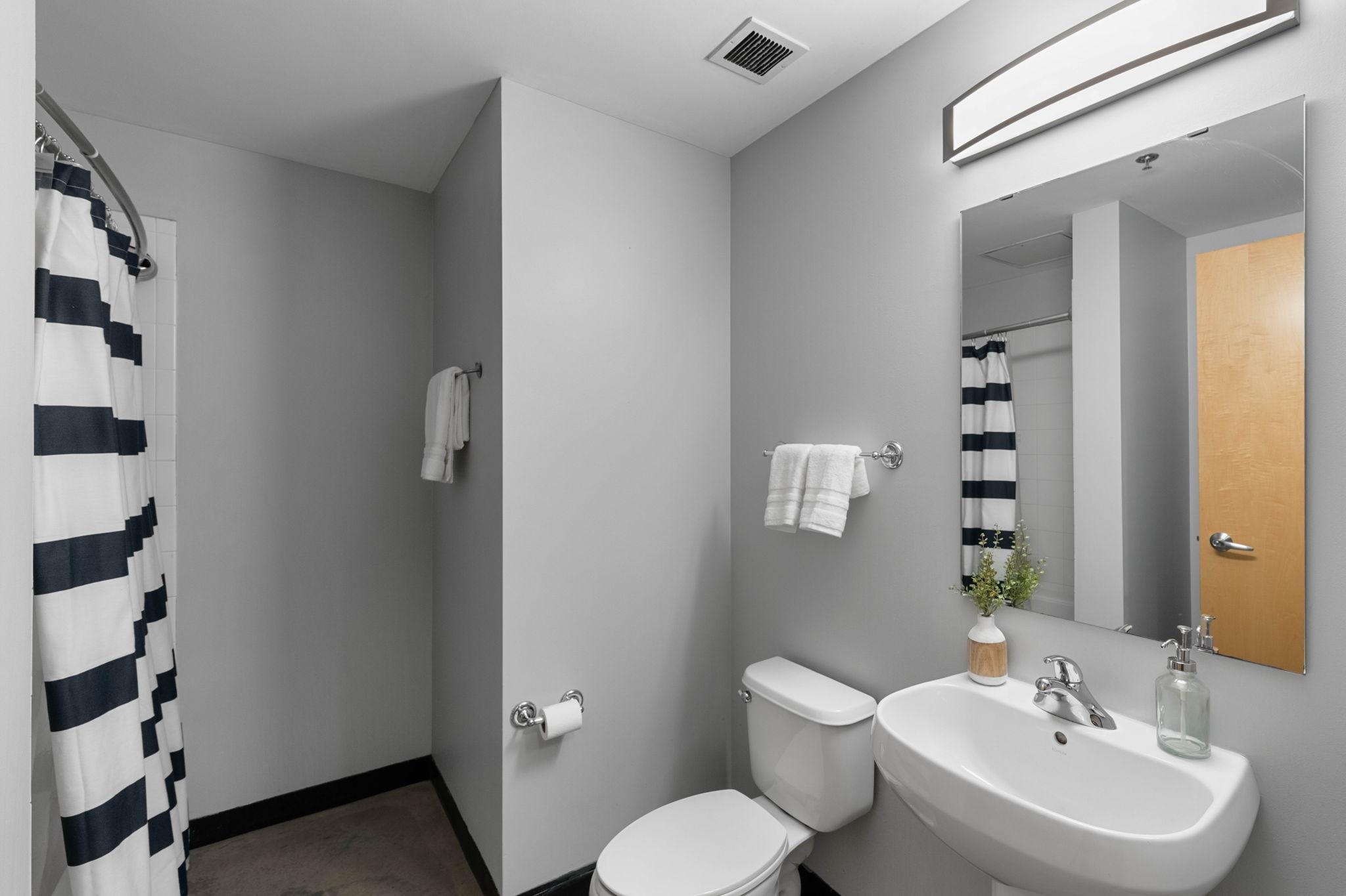 730 N 4th Street Unit: 808